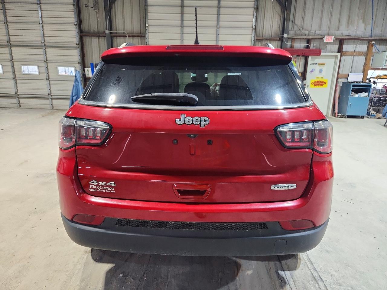 2019 Jeep Compass Latitude Red vin: 3C4NJDBB5KT716410