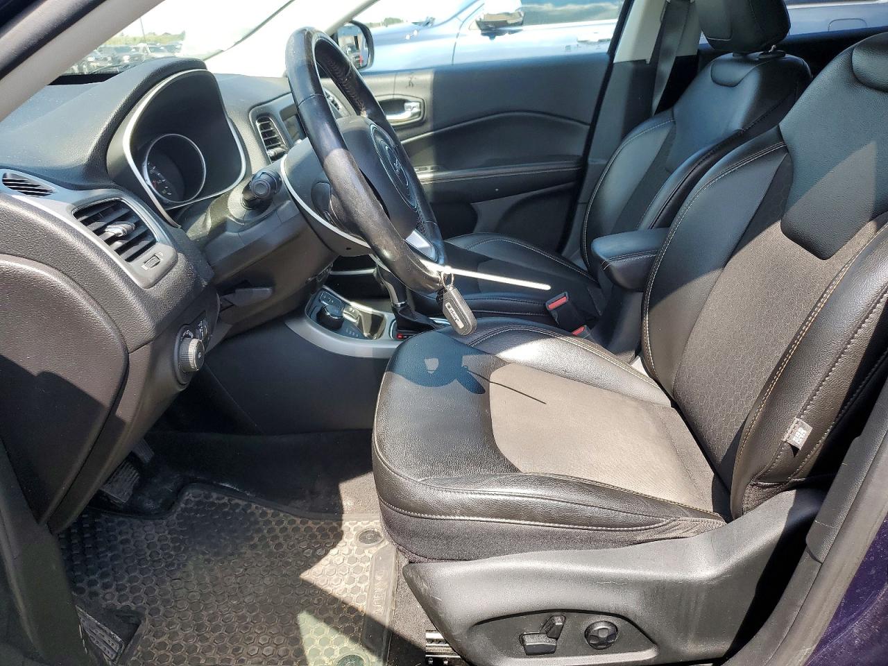 2020 Jeep Compass Latitude Синий vin: 3C4NJDBB5LT153974