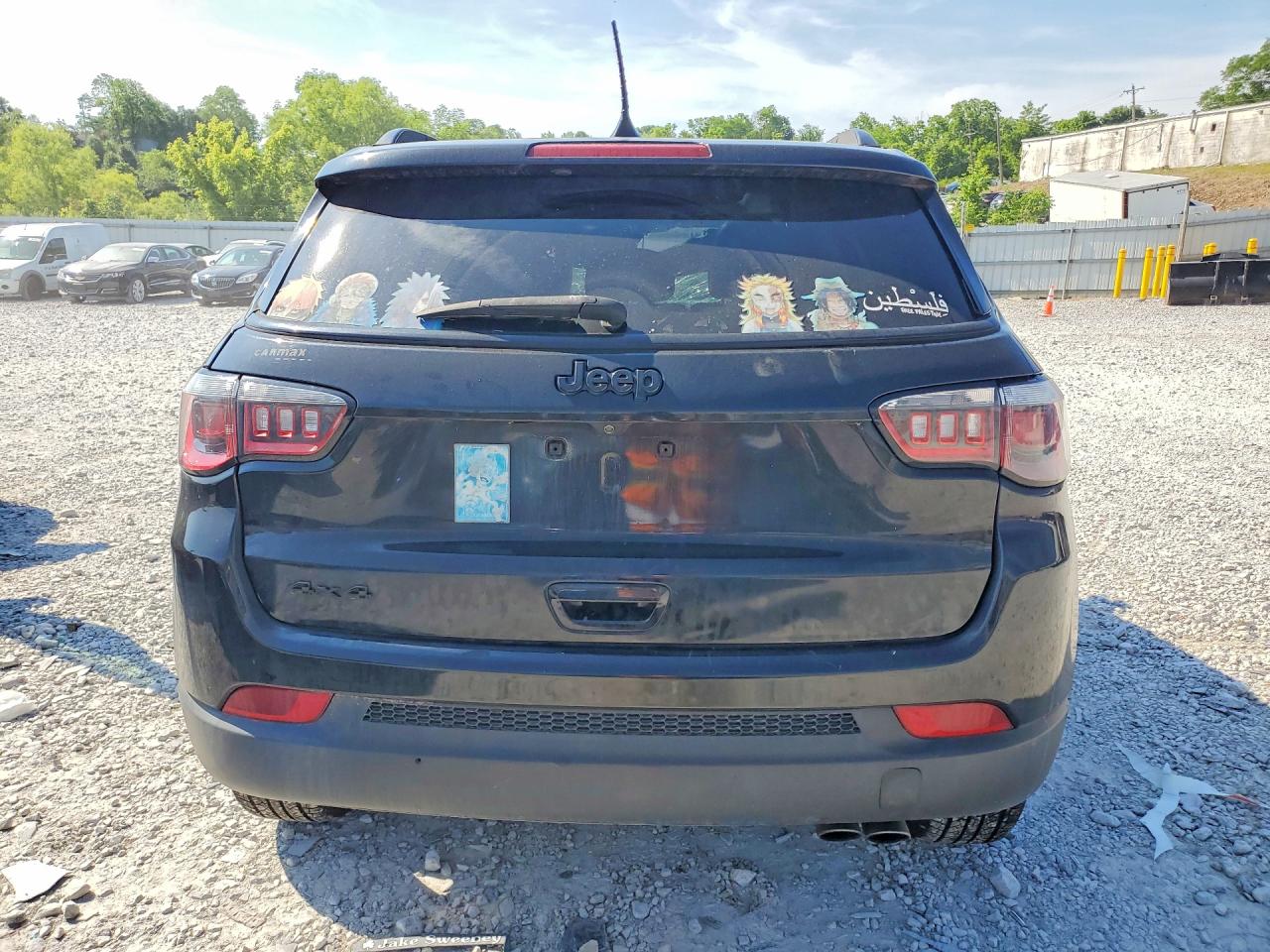 2018 Jeep Compass Latitude Black vin: 3C4NJDBB6JT325359