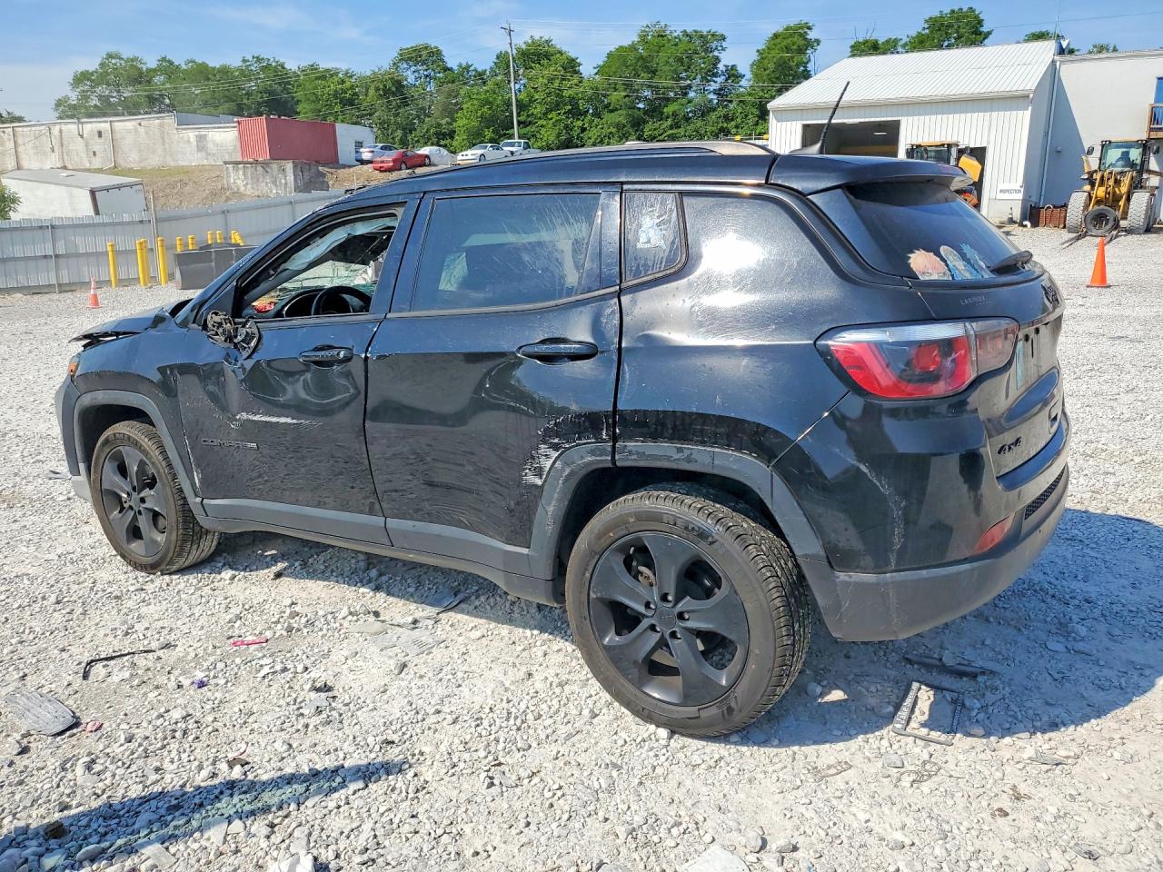 2018 Jeep Compass Latitude Black vin: 3C4NJDBB6JT325359
