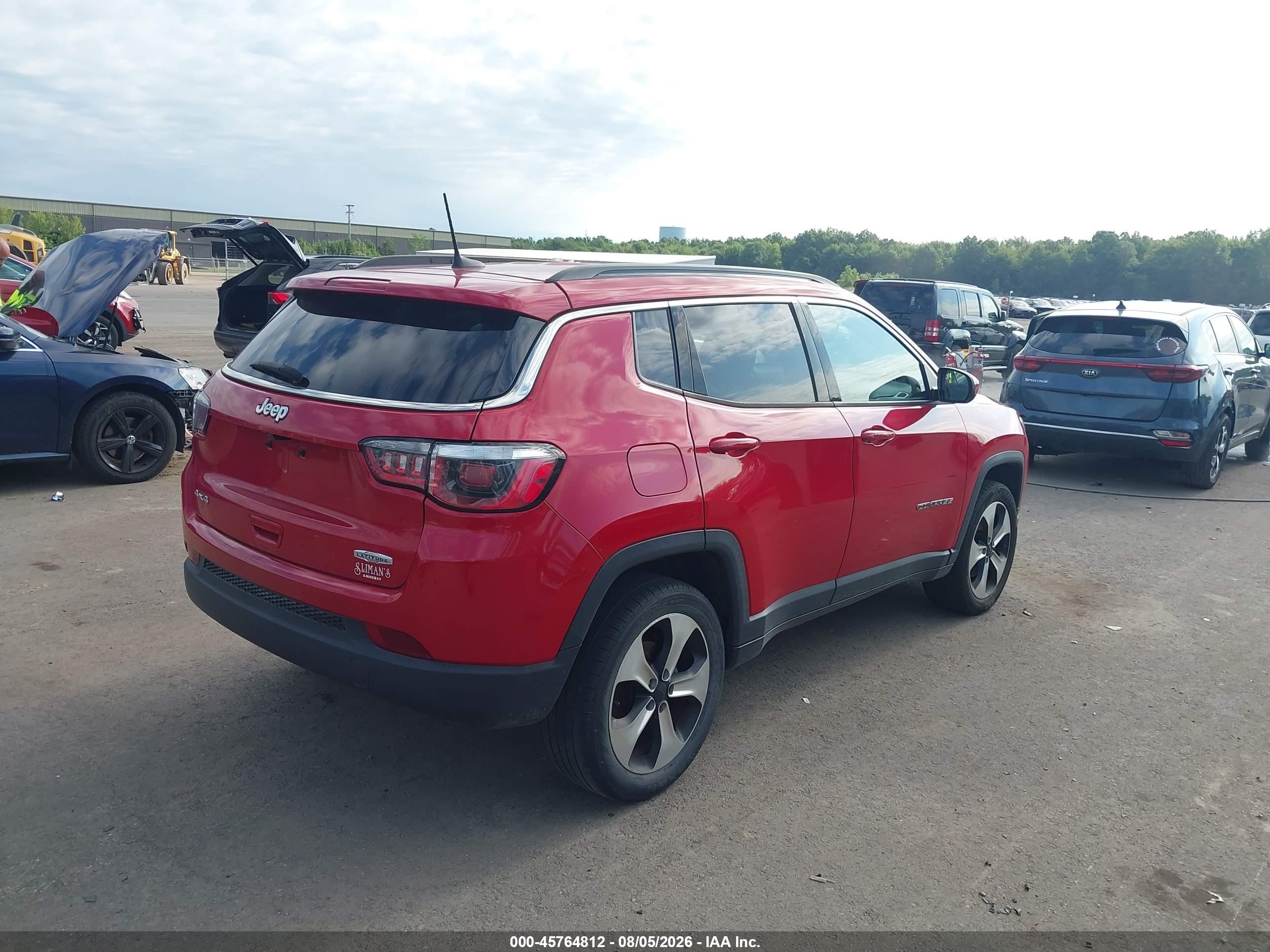 2018 Jeep Compass Latitude 4x4 Red vin: 3C4NJDBB7JT282067