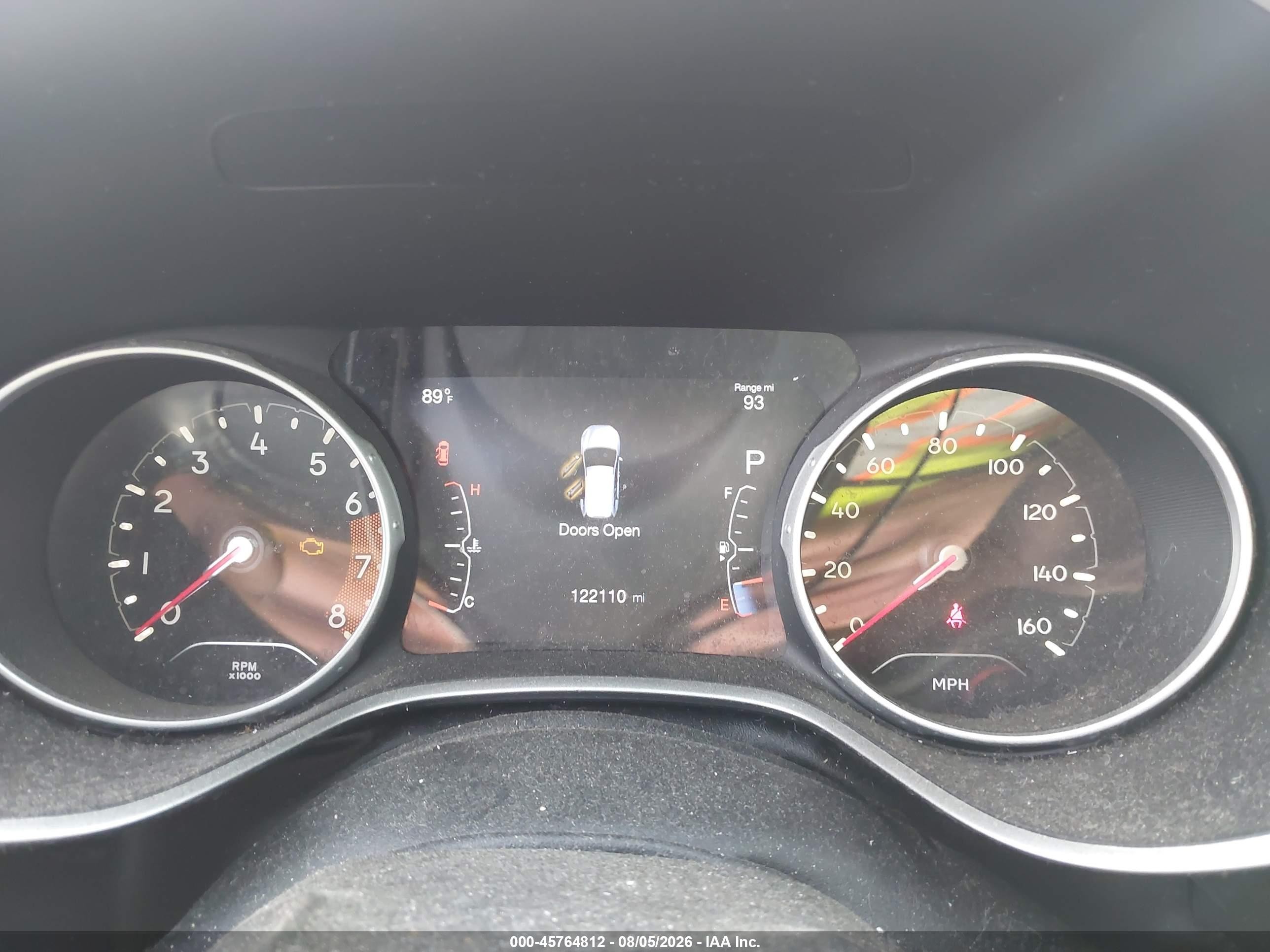 2018 Jeep Compass Latitude 4x4 Red vin: 3C4NJDBB7JT282067