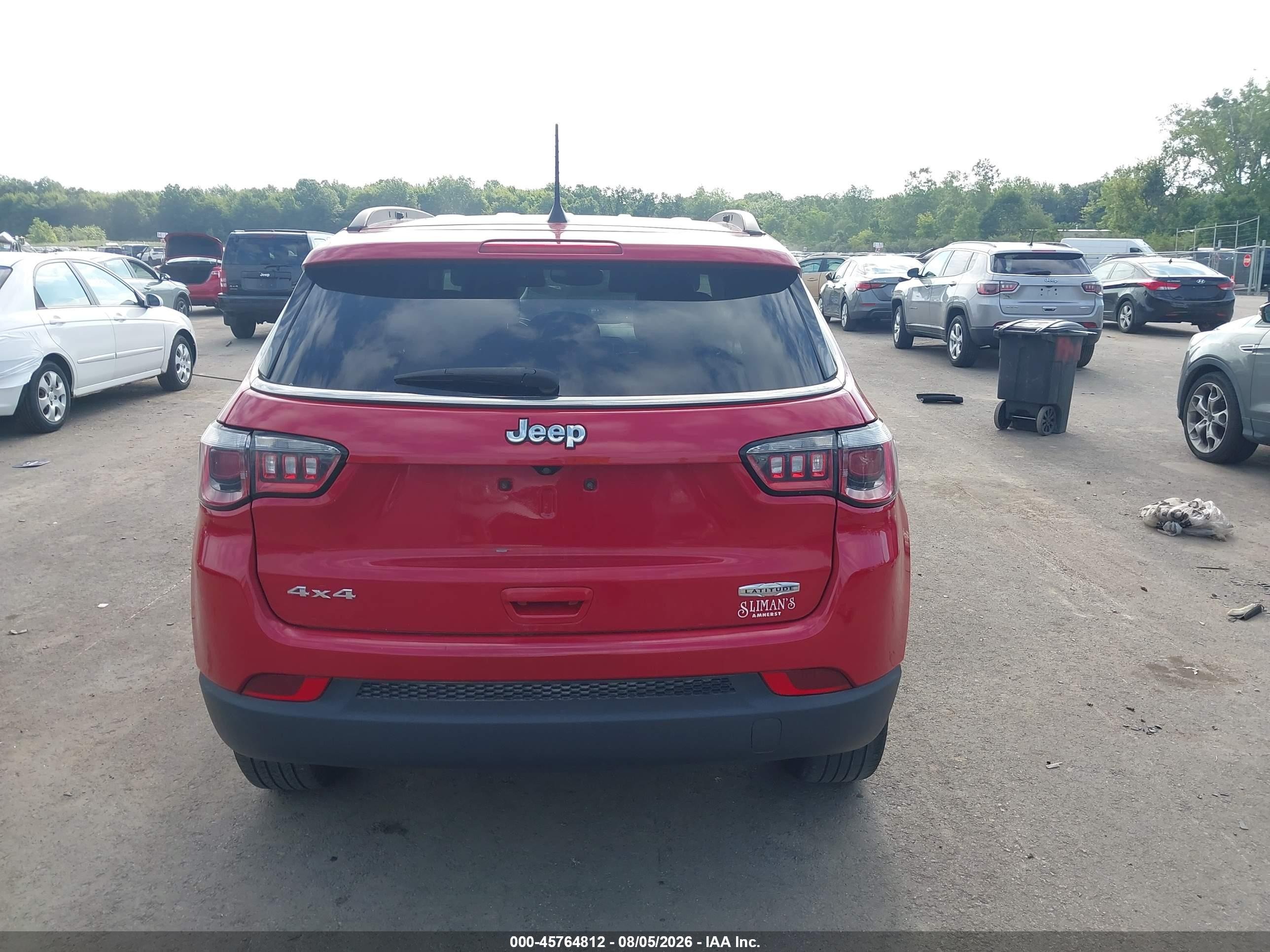 2018 Jeep Compass Latitude 4x4 Red vin: 3C4NJDBB7JT282067
