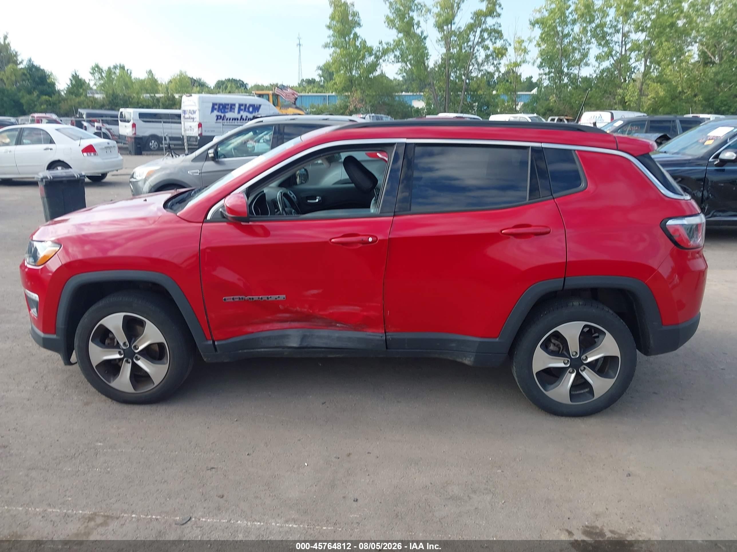 2018 Jeep Compass Latitude 4x4 Red vin: 3C4NJDBB7JT282067