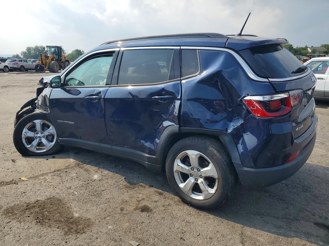 2018 Jeep Compass Latitude Синий vin: 3C4NJDBB7JT360833