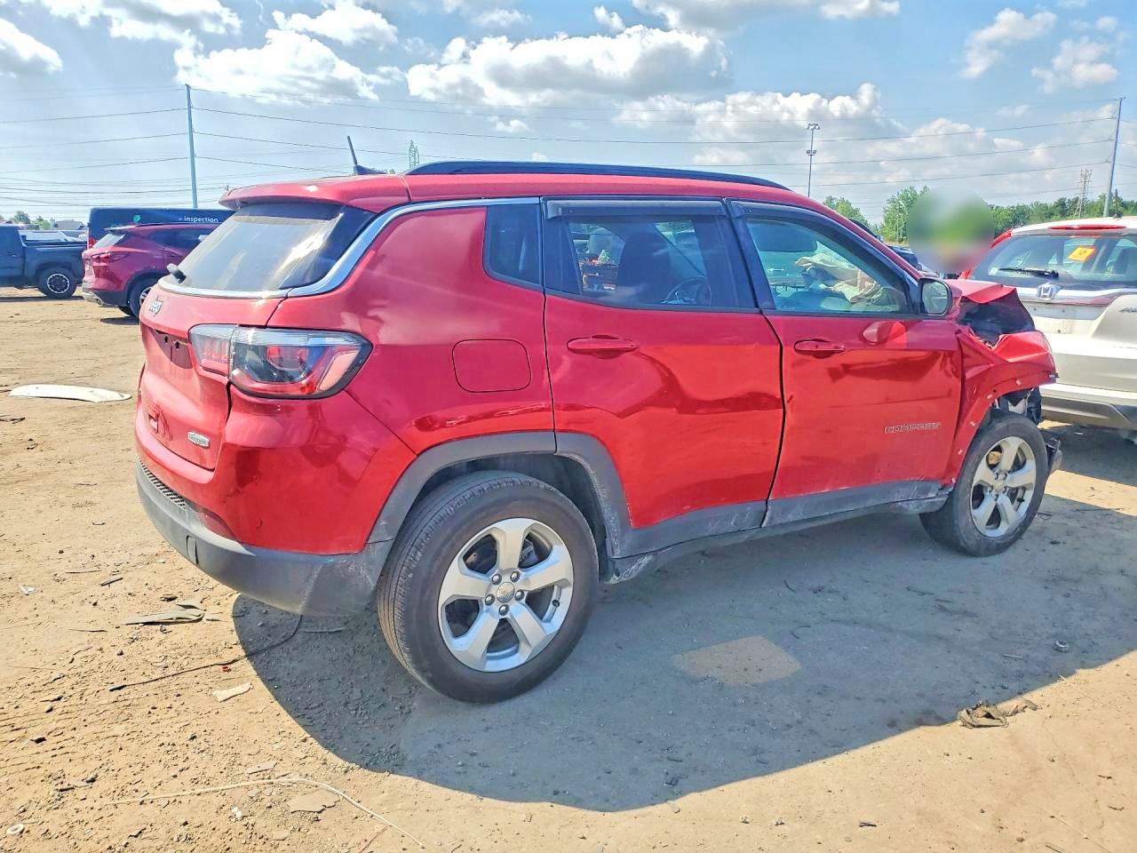 2018 Jeep Compass Latitude Red vin: 3C4NJDBB7JT366180
