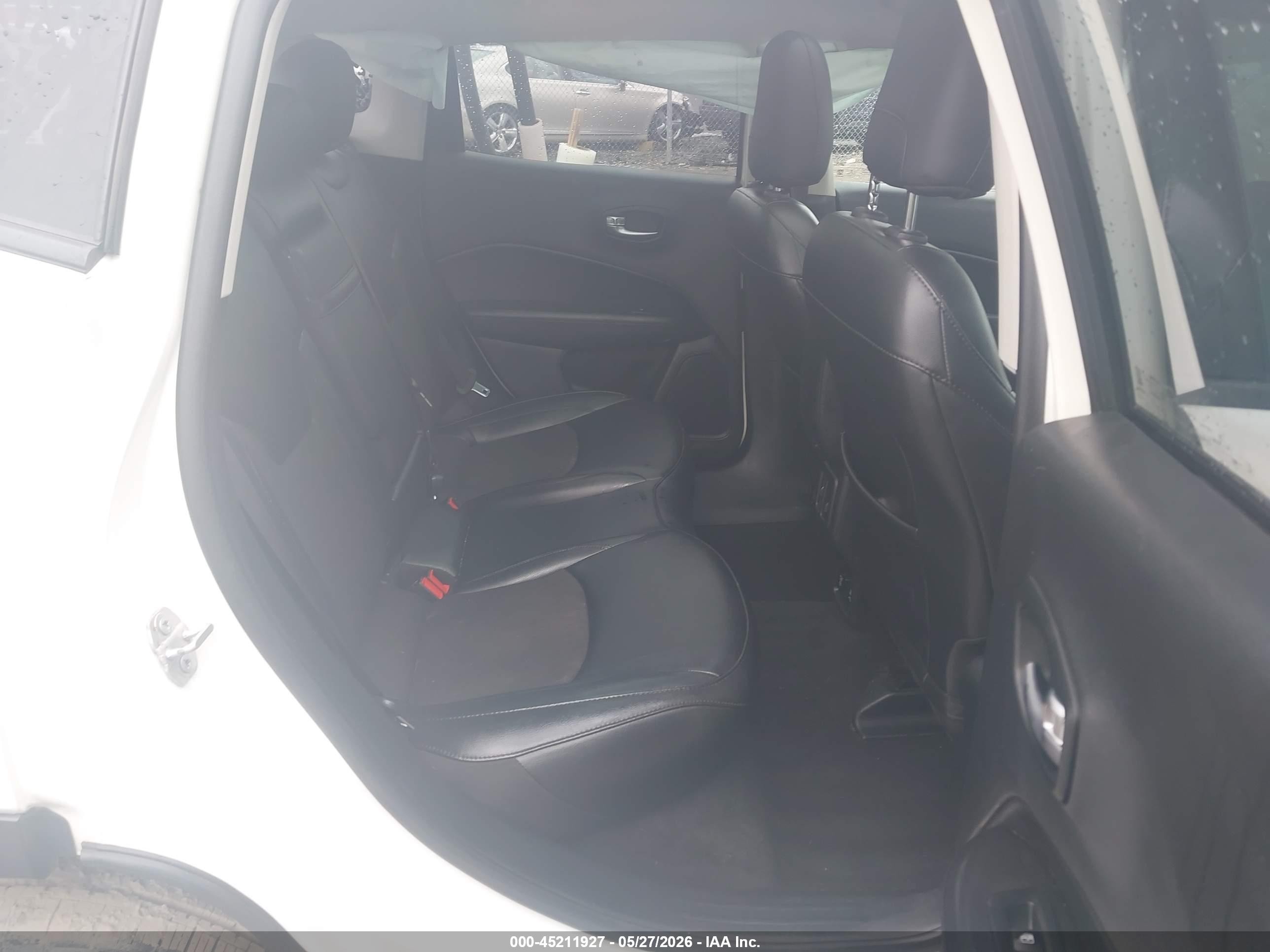 2020 Jeep Compass Altitude 4x4 White vin: 3C4NJDBB7LT116702