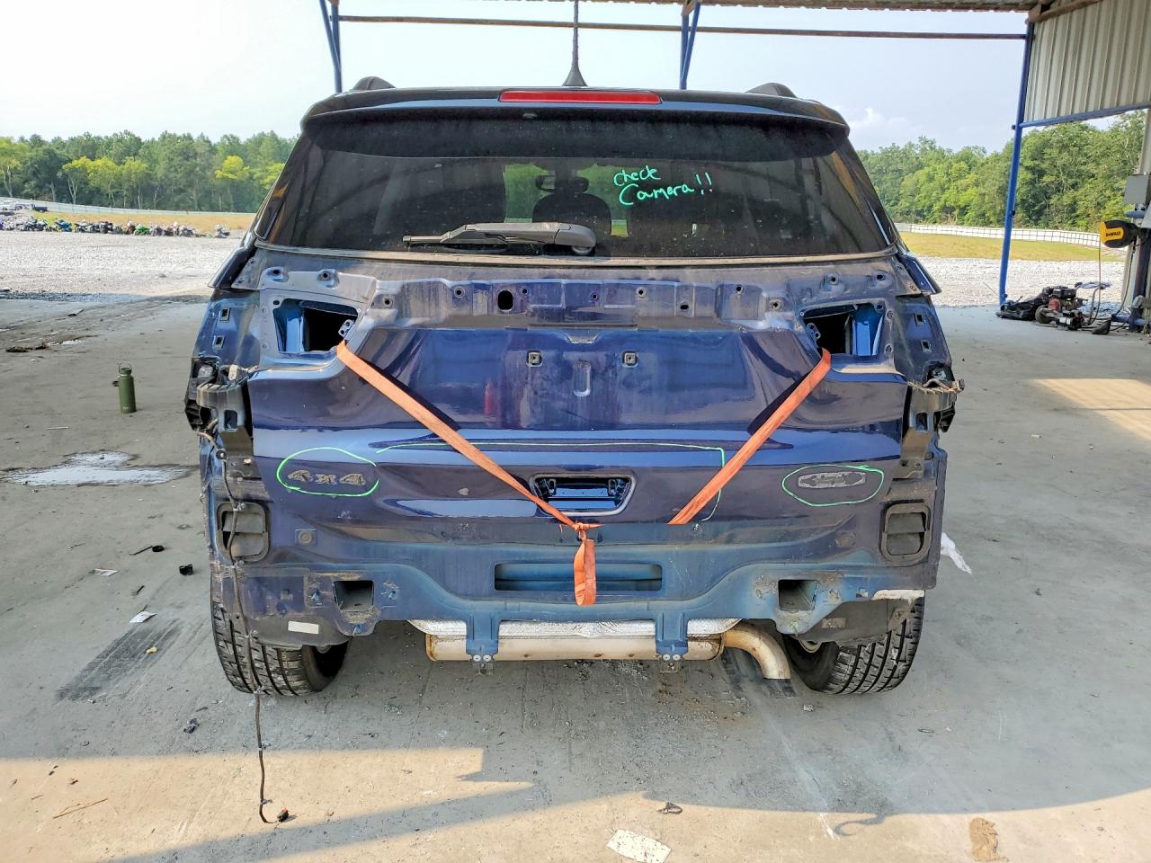 2018 Jeep Compass Latitude Blue vin: 3C4NJDBB8JT113871