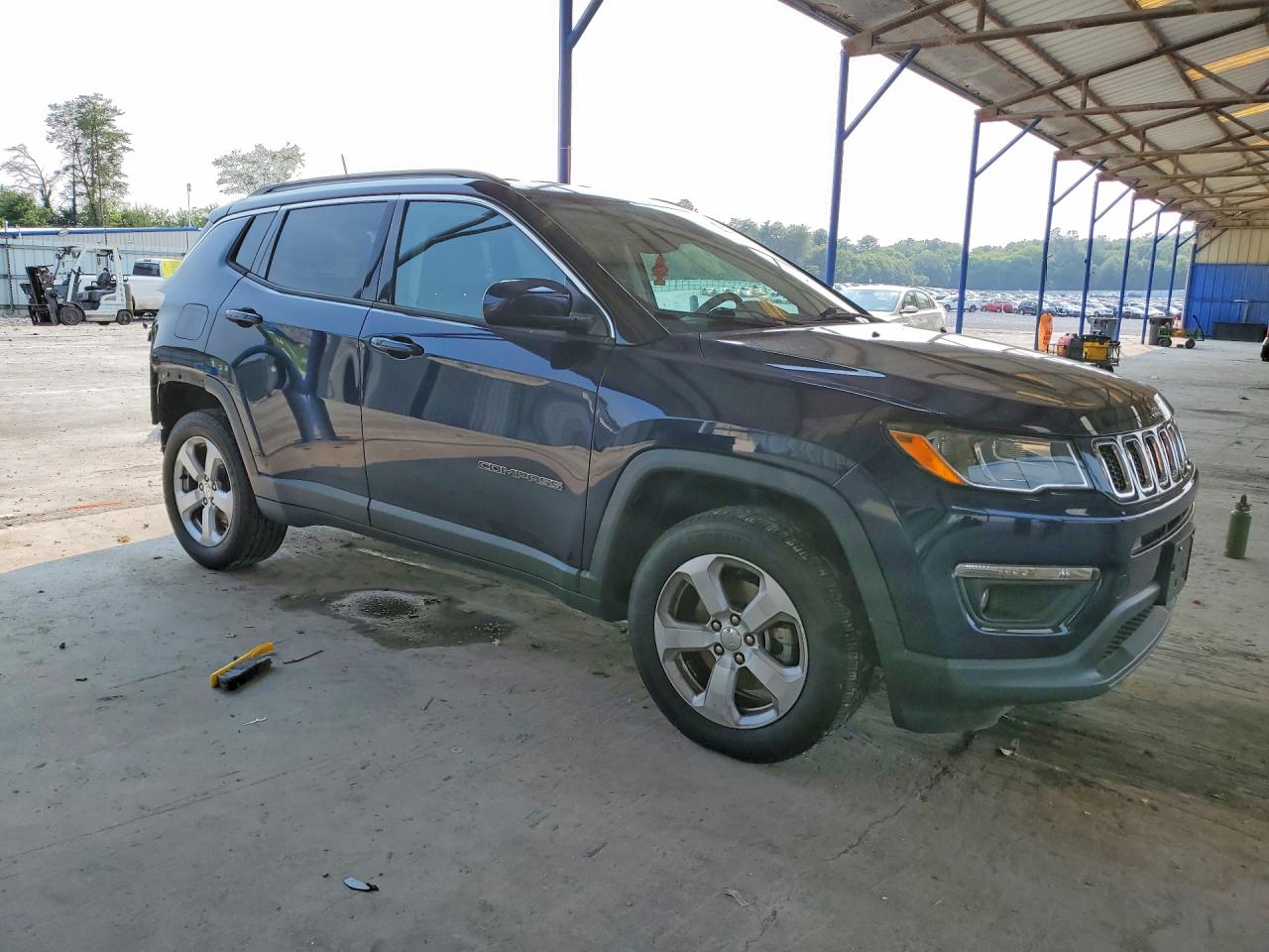 2018 Jeep Compass Latitude Blue vin: 3C4NJDBB8JT113871