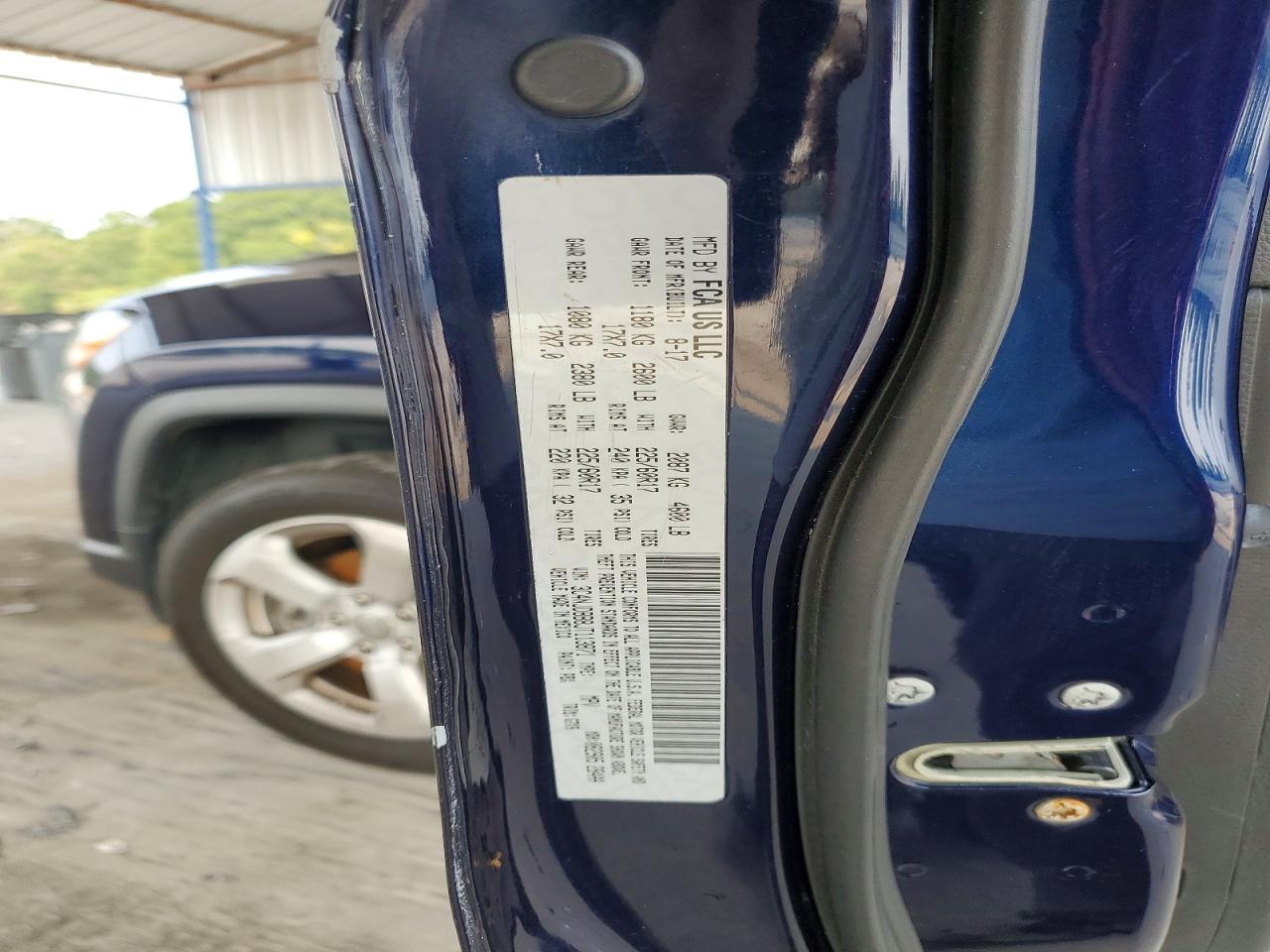 2018 Jeep Compass Latitude Blue vin: 3C4NJDBB8JT113871