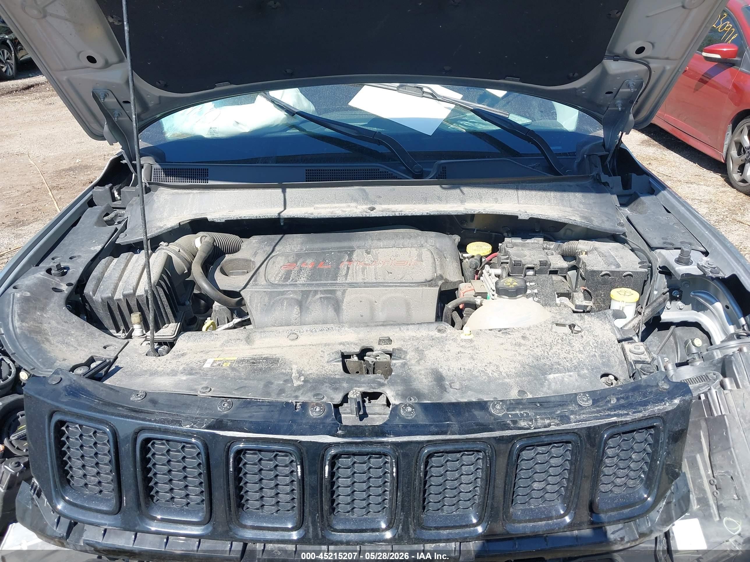 2018 Jeep Compass Altitude 4x4 Gray vin: 3C4NJDBB8JT313679