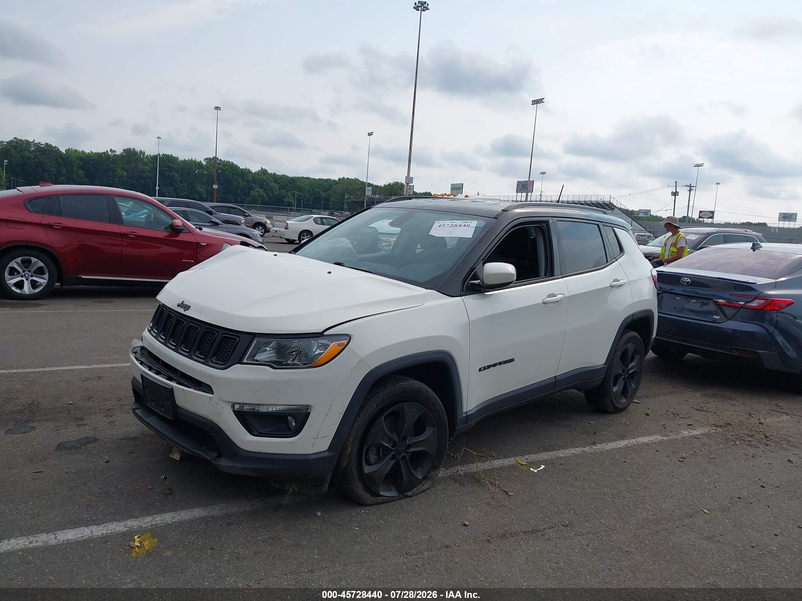 2019 Jeep Compass Altitude 4x4 White vin: 3C4NJDBB9KT648600