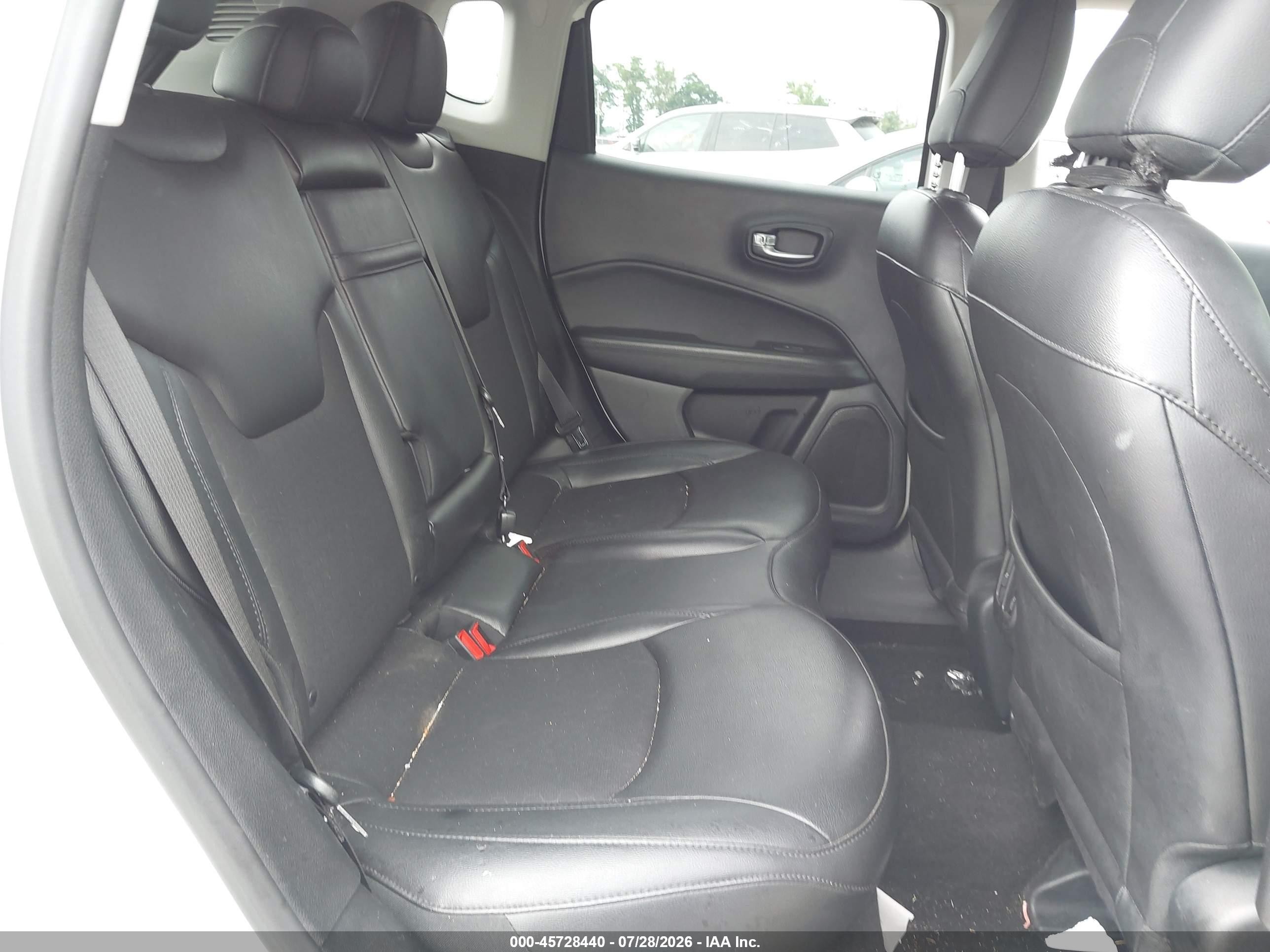 2019 Jeep Compass Altitude 4x4 White vin: 3C4NJDBB9KT648600