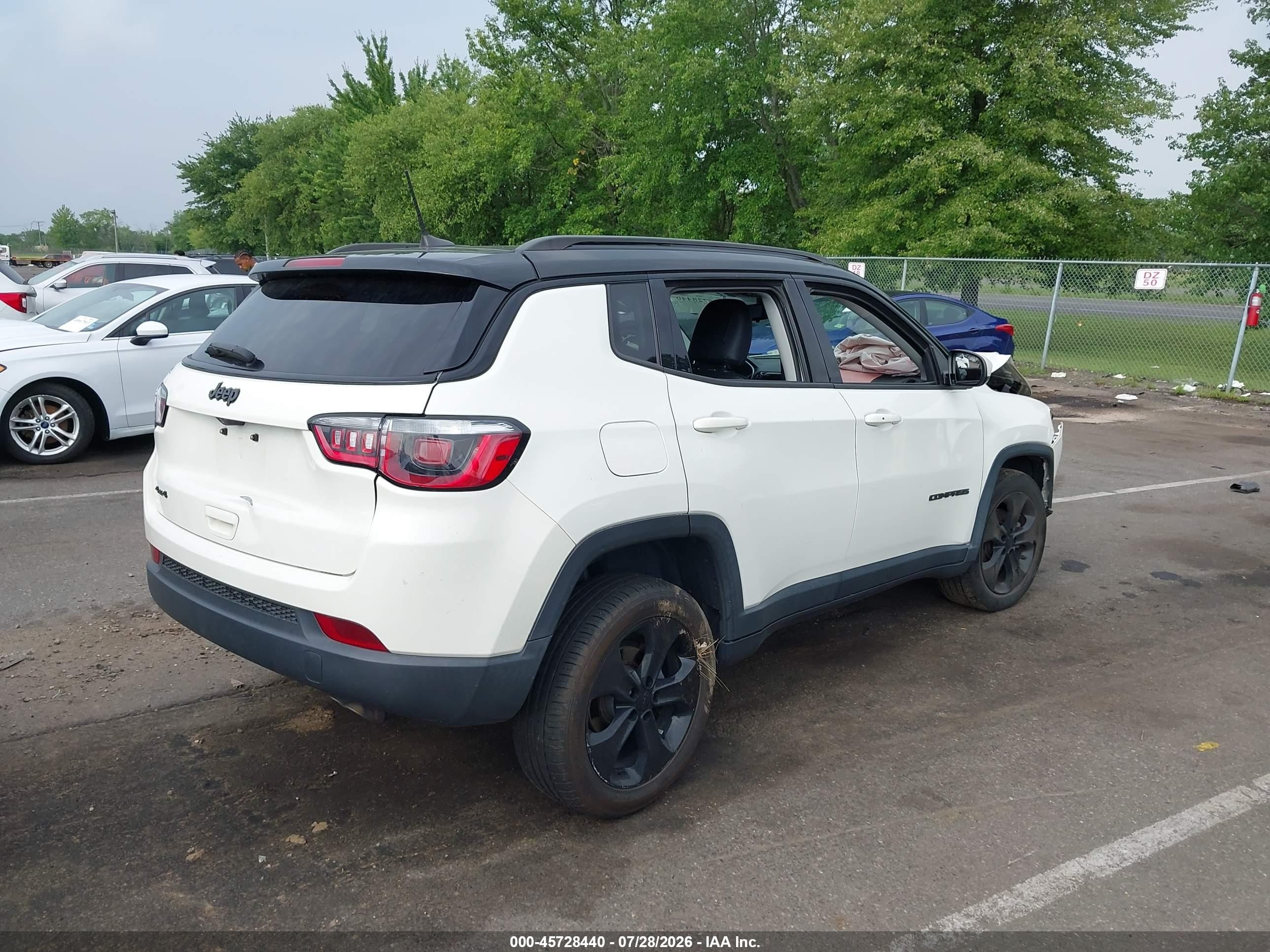2019 Jeep Compass Altitude 4x4 White vin: 3C4NJDBB9KT648600