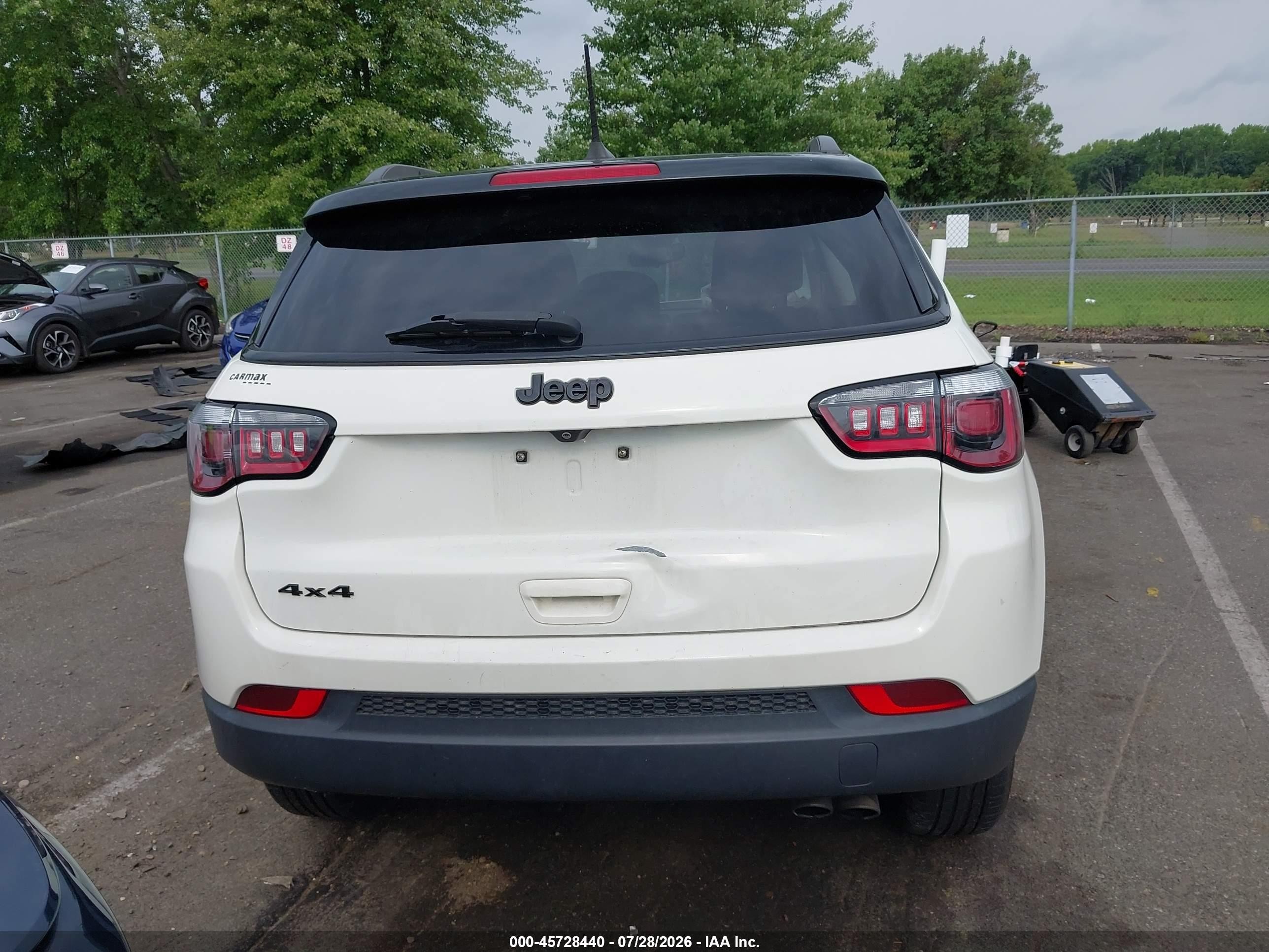 2019 Jeep Compass Altitude 4x4 White vin: 3C4NJDBB9KT648600
