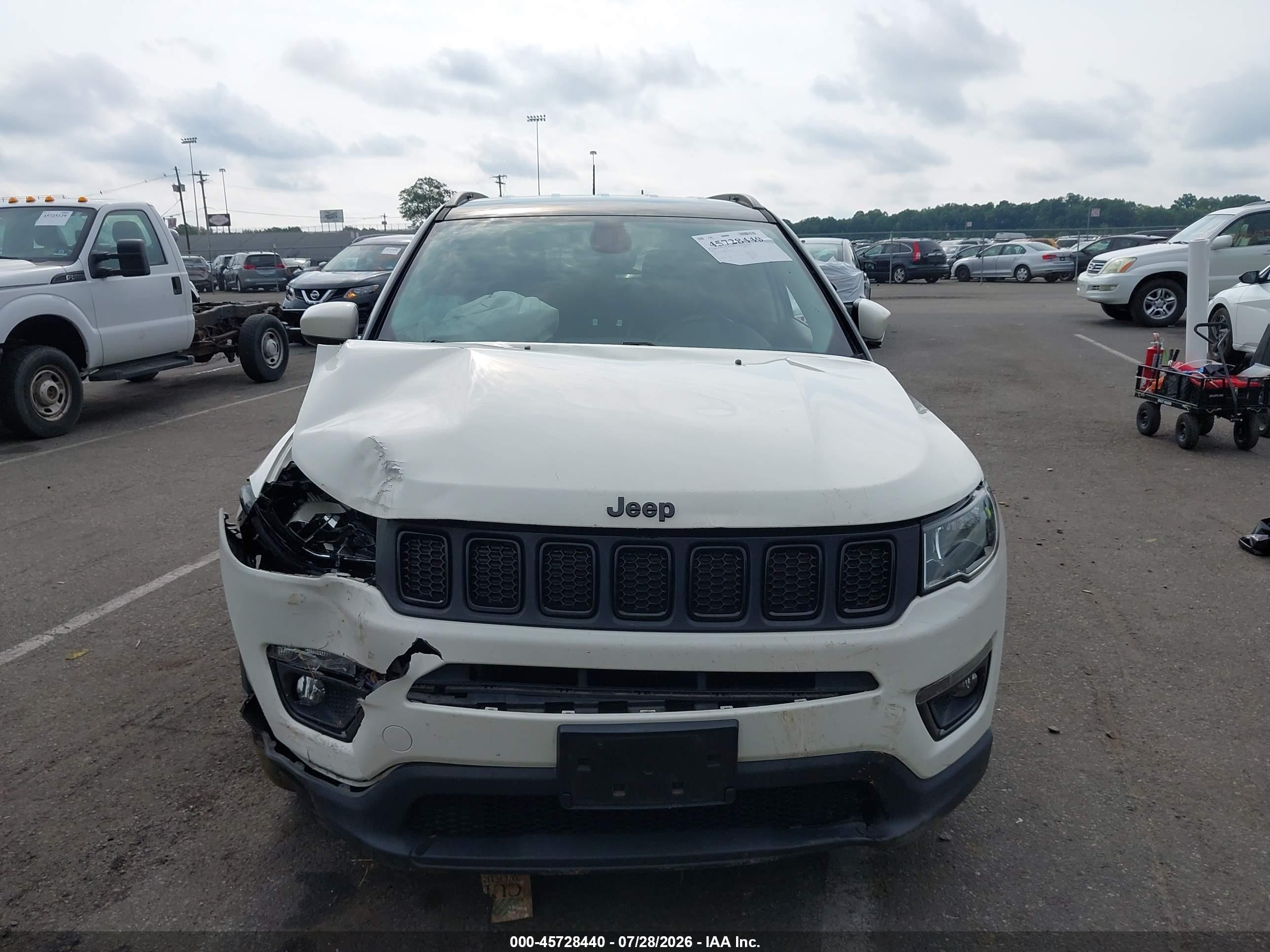 2019 Jeep Compass Altitude 4x4 White vin: 3C4NJDBB9KT648600