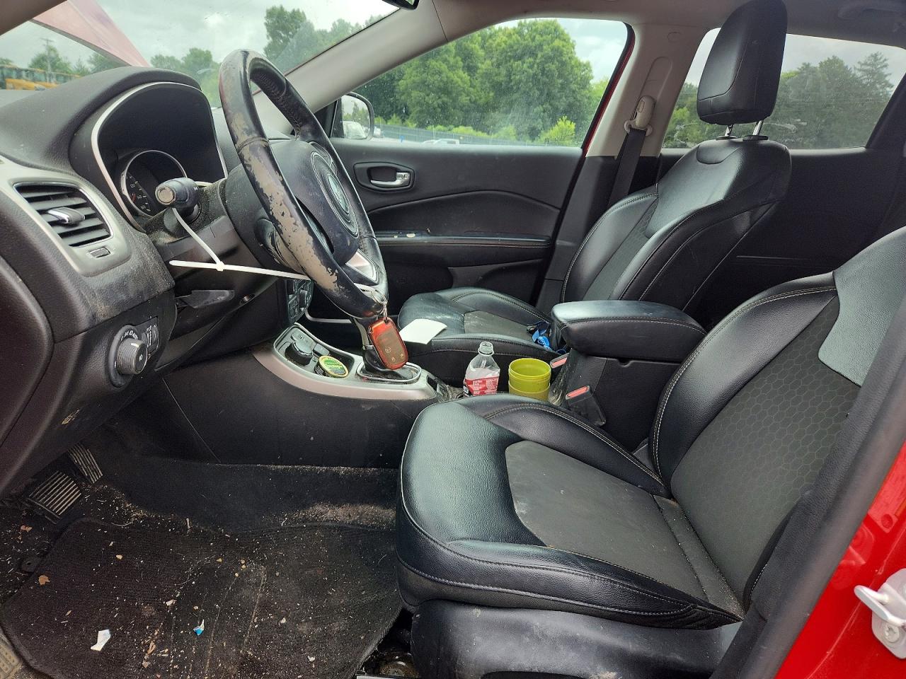 2019 Jeep Compass Latitude Red vin: 3C4NJDBB9KT741150
