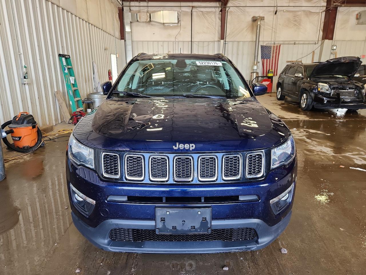 2020 Jeep Compass Latitude Blue vin: 3C4NJDBB9LT145294