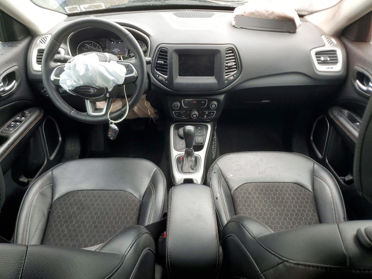2020 Jeep Compass Latitude Blue vin: 3C4NJDBB9LT155288