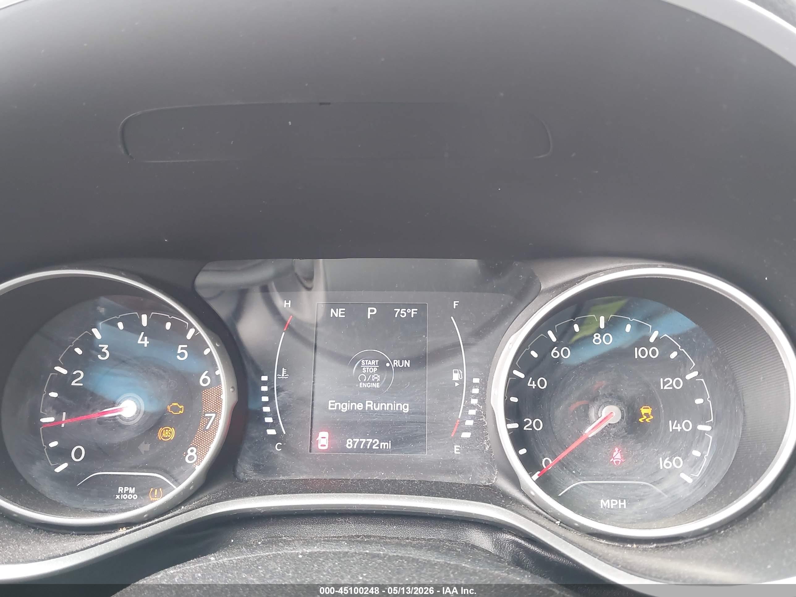 2018 Jeep Compass Latitude 4x4 Gray vin: 3C4NJDBBXJT492176