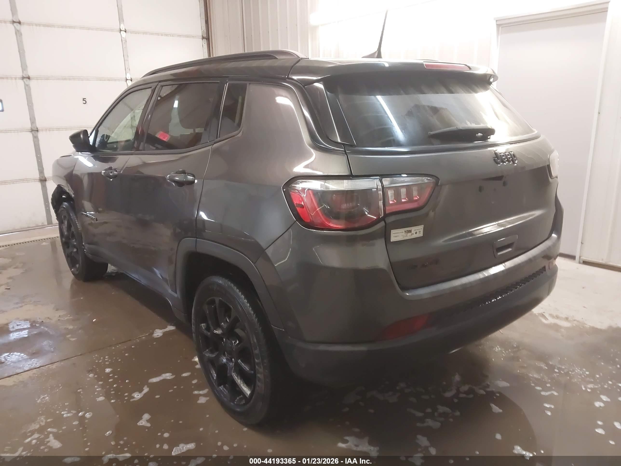 2022 Jeep Compass Altitude 4x4 Black vin: 3C4NJDBBXNT166951