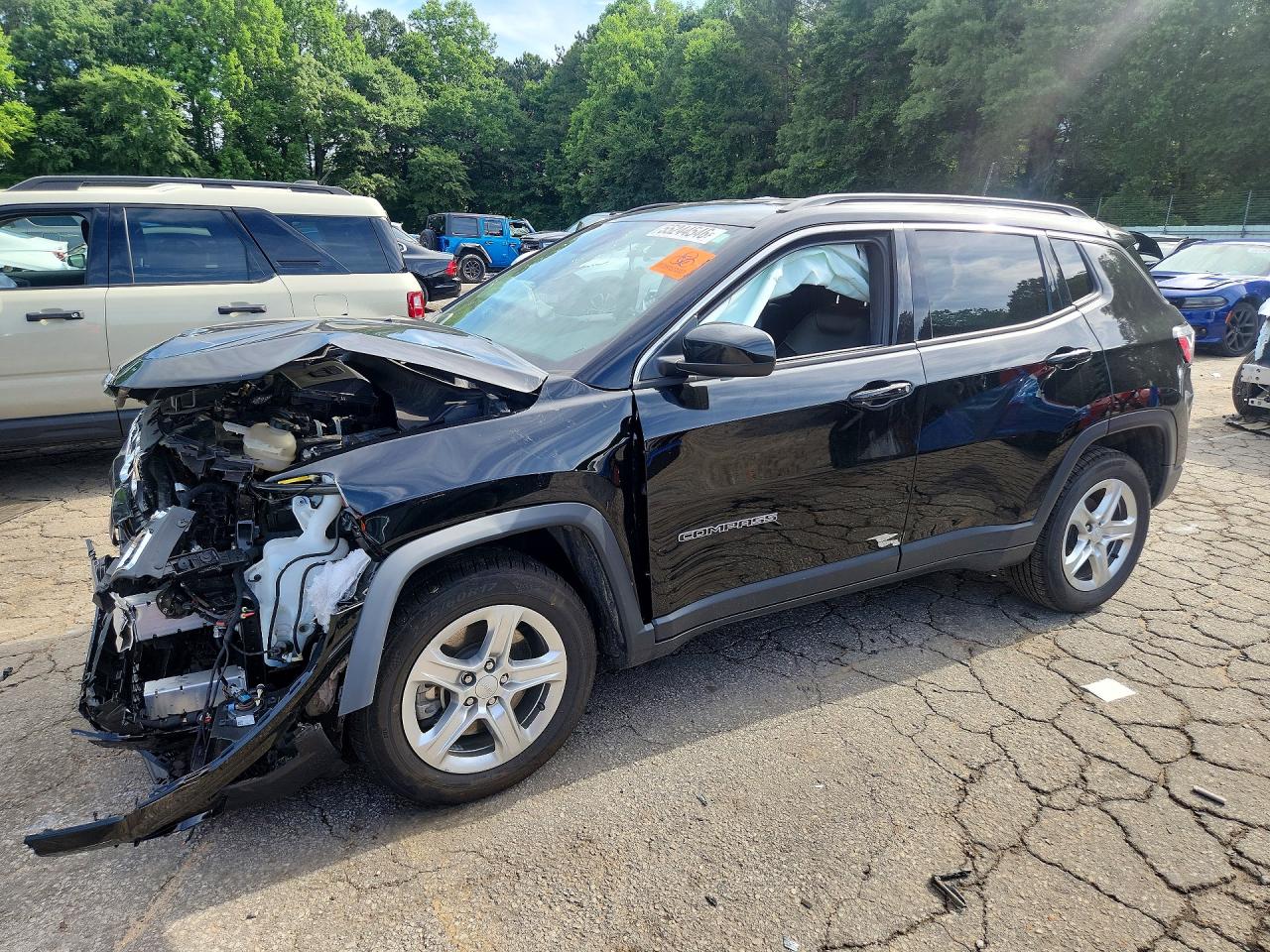2024 Jeep Compass Latitude Black vin: 3C4NJDBN0RT586041