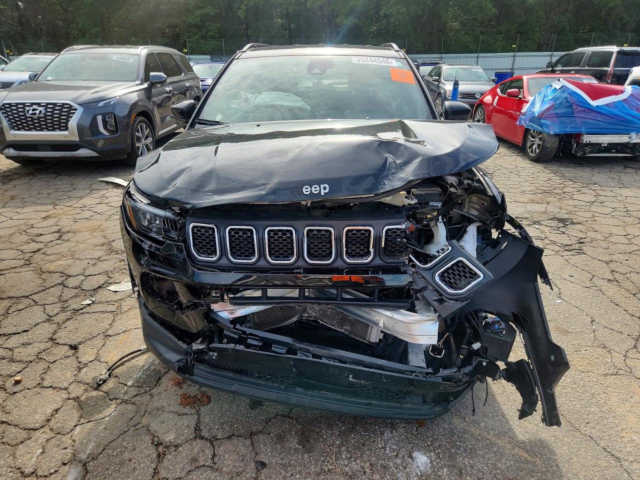 2024 Jeep Compass Latitude Black vin: 3C4NJDBN0RT586041