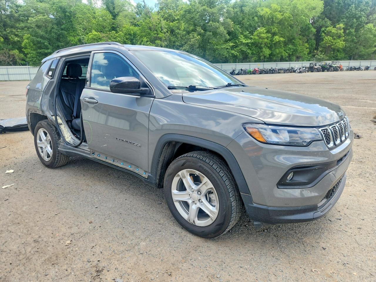 2023 Jeep Compass Latitude Серый vin: 3C4NJDBN1PT526928