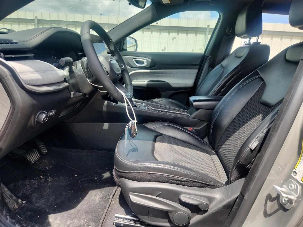 2023 Jeep Compass Latitude Серый vin: 3C4NJDBN1PT526928