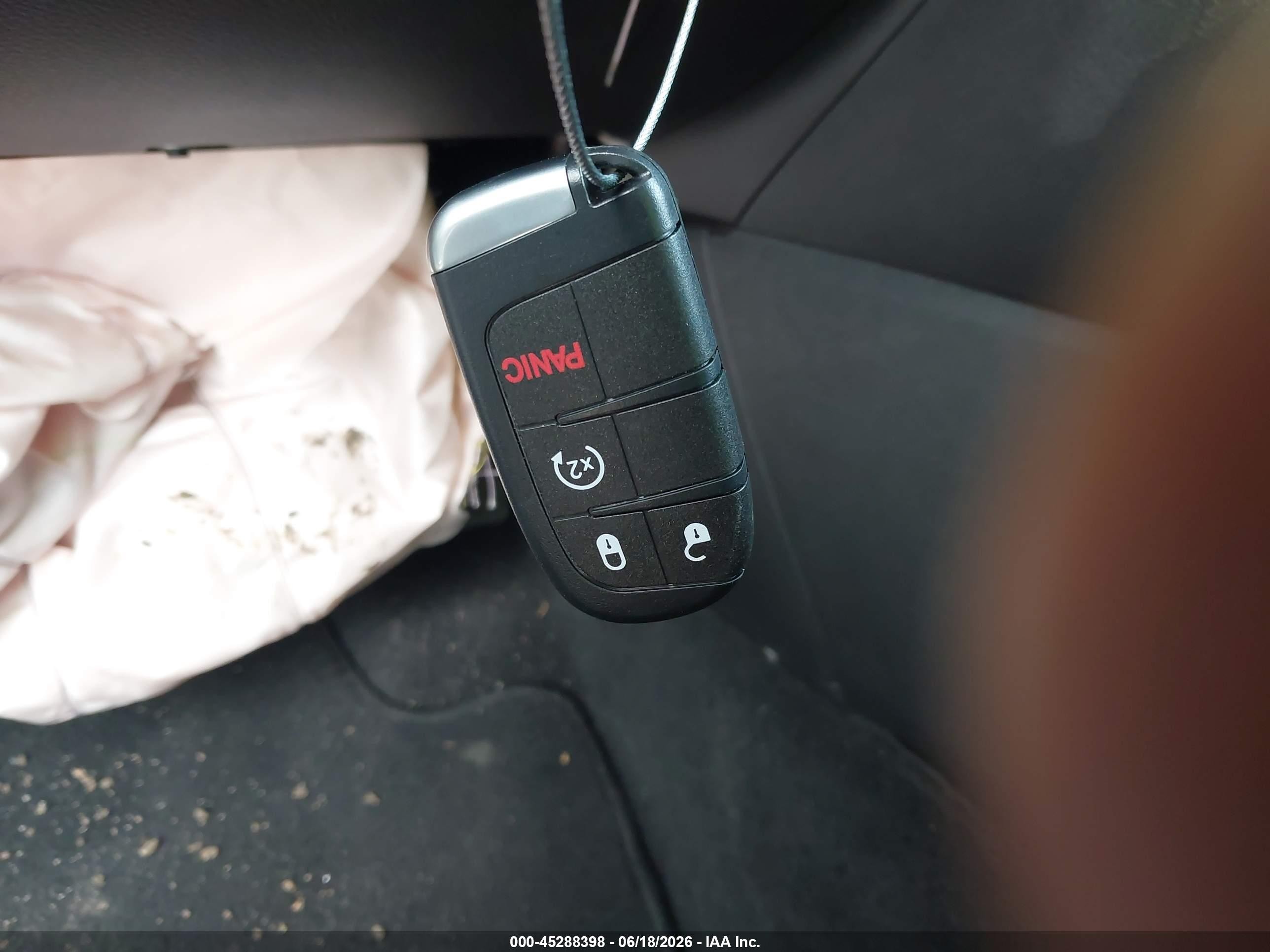 2026 Jeep Compass Latitude White vin: 3C4NJDBN4TT189889