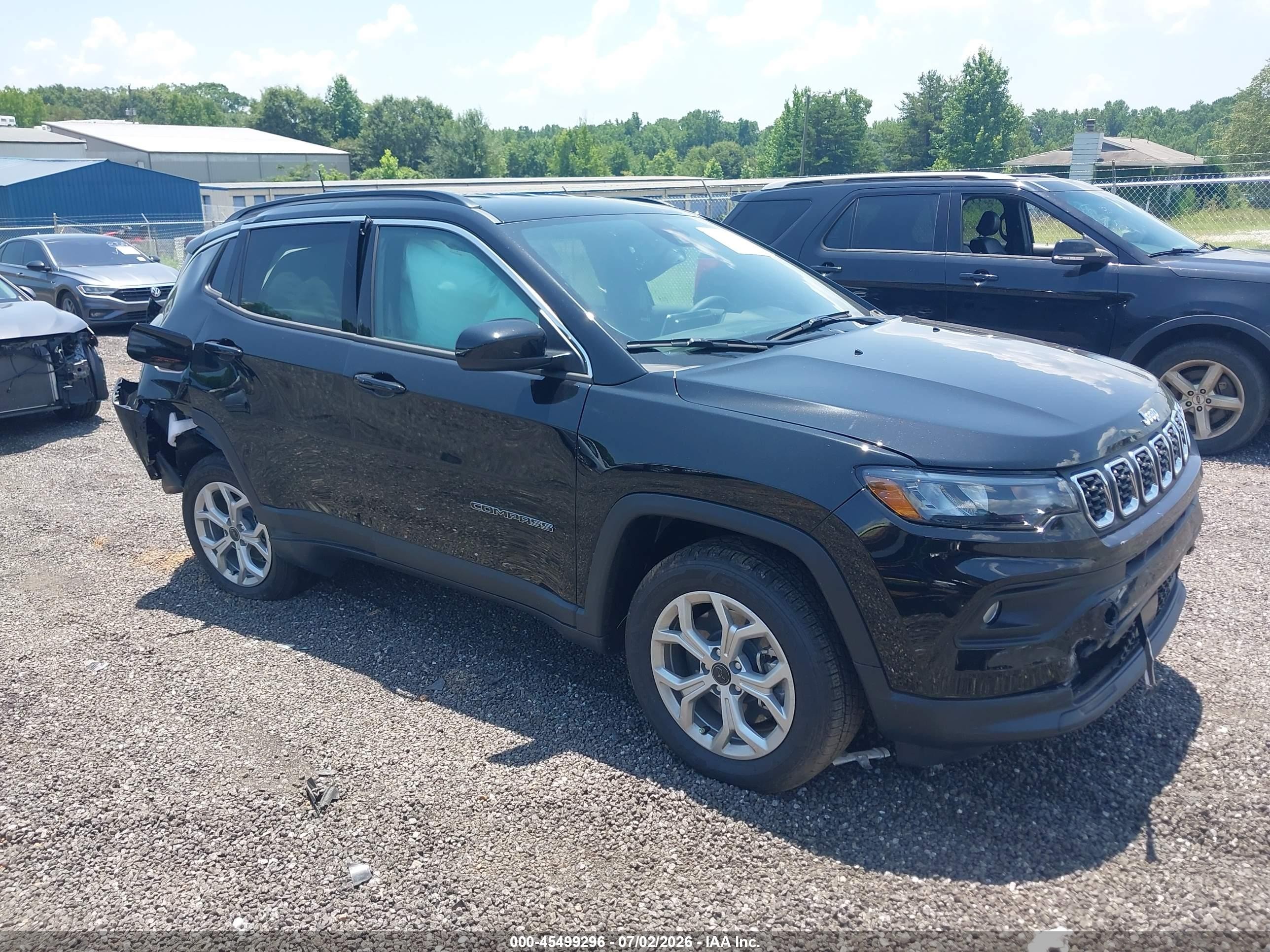 2026 Jeep Compass Latitude Black vin: 3C4NJDBN4TT199452