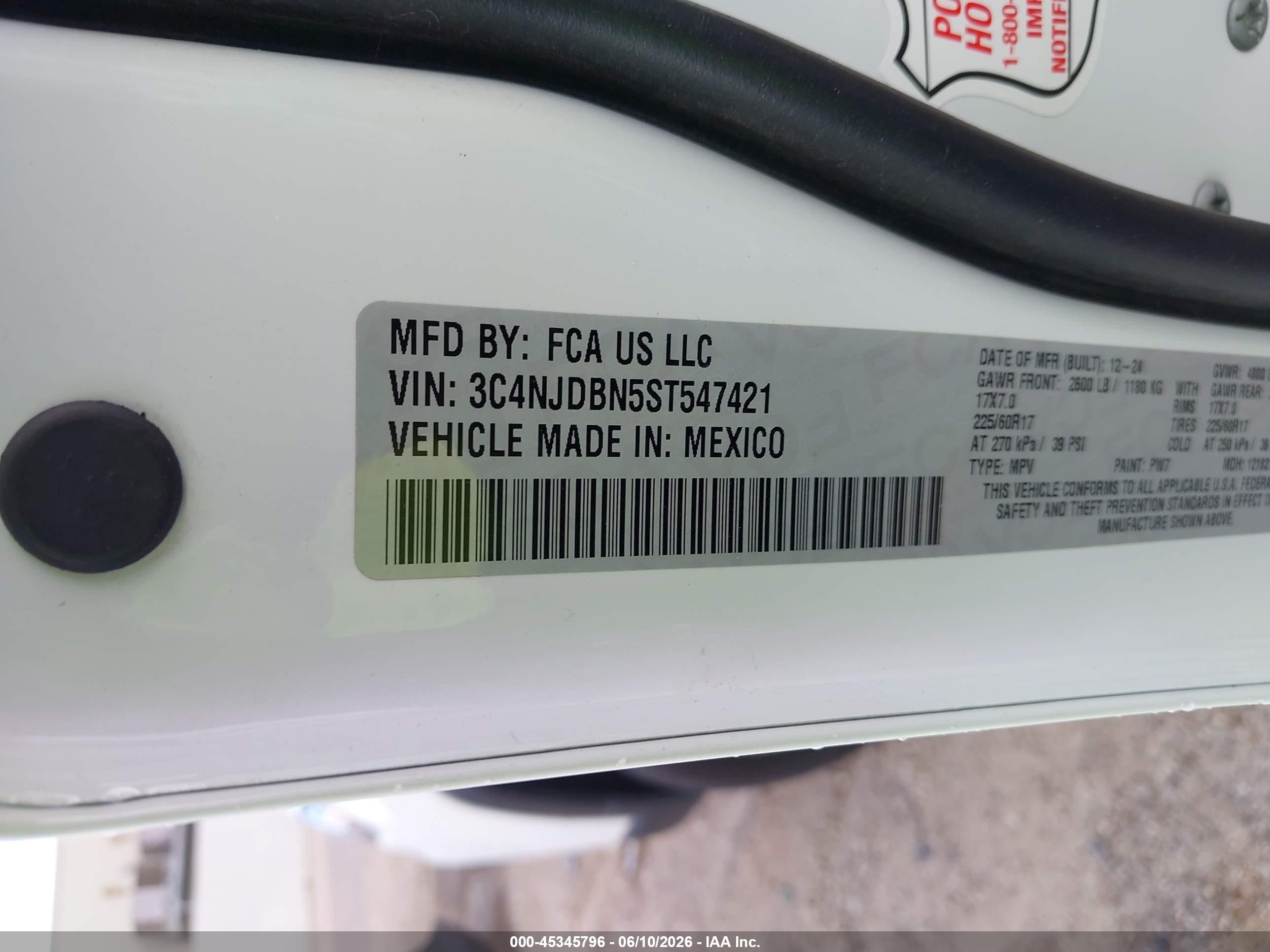 2025 Jeep Compass Latitude 4x4 White vin: 3C4NJDBN5ST547421
