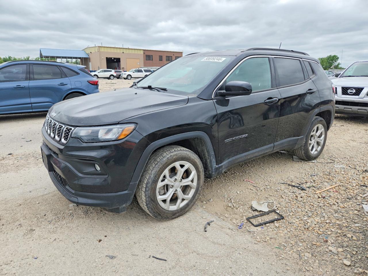 2024 Jeep Compass Latitude Black vin: 3C4NJDBN6RT100459