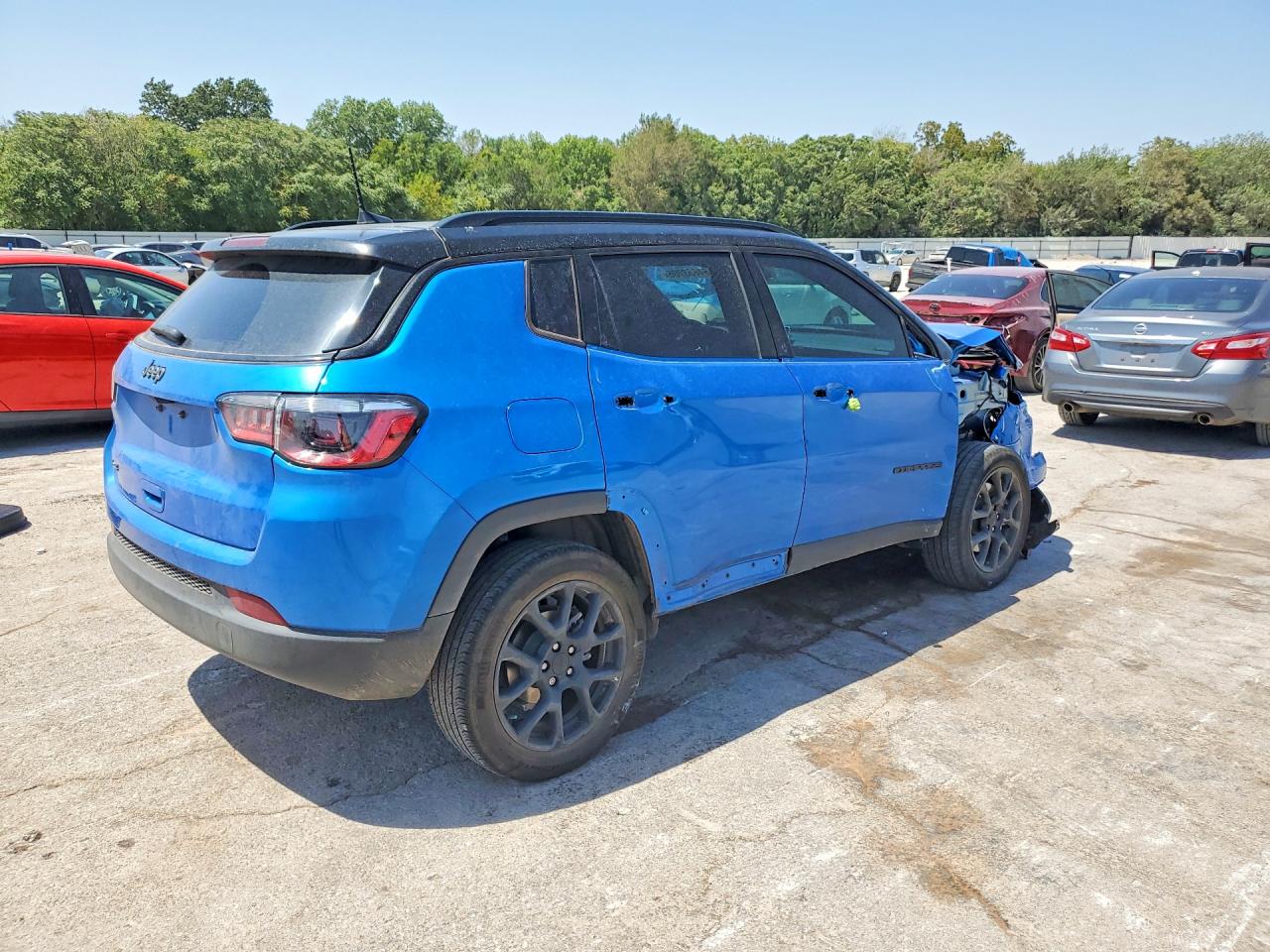 2024 Jeep Compass Latitude Синий vin: 3C4NJDBN6RT167790