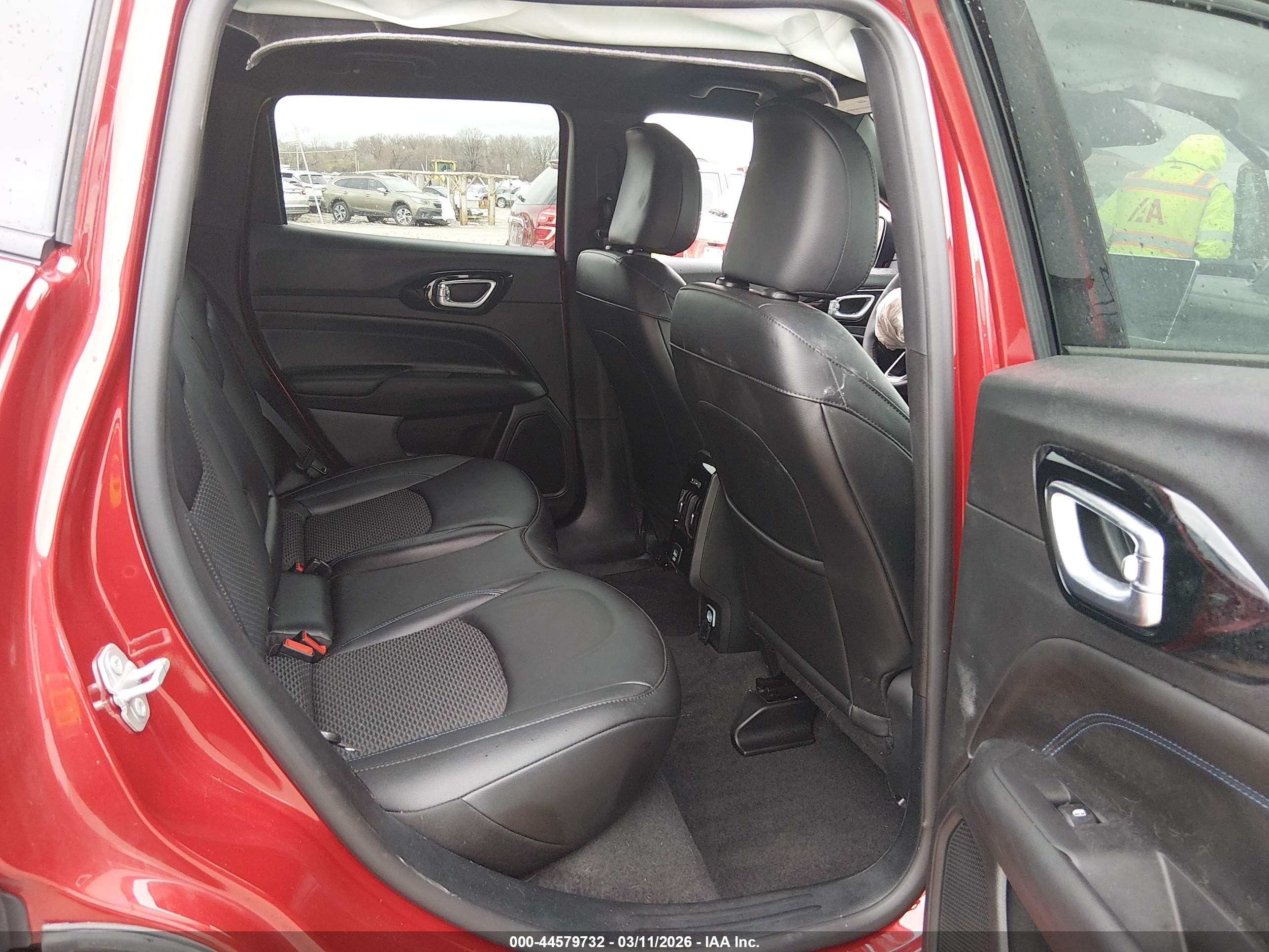 2026 Jeep Compass Latitude Altitude Red vin: 3C4NJDBN6TT169448