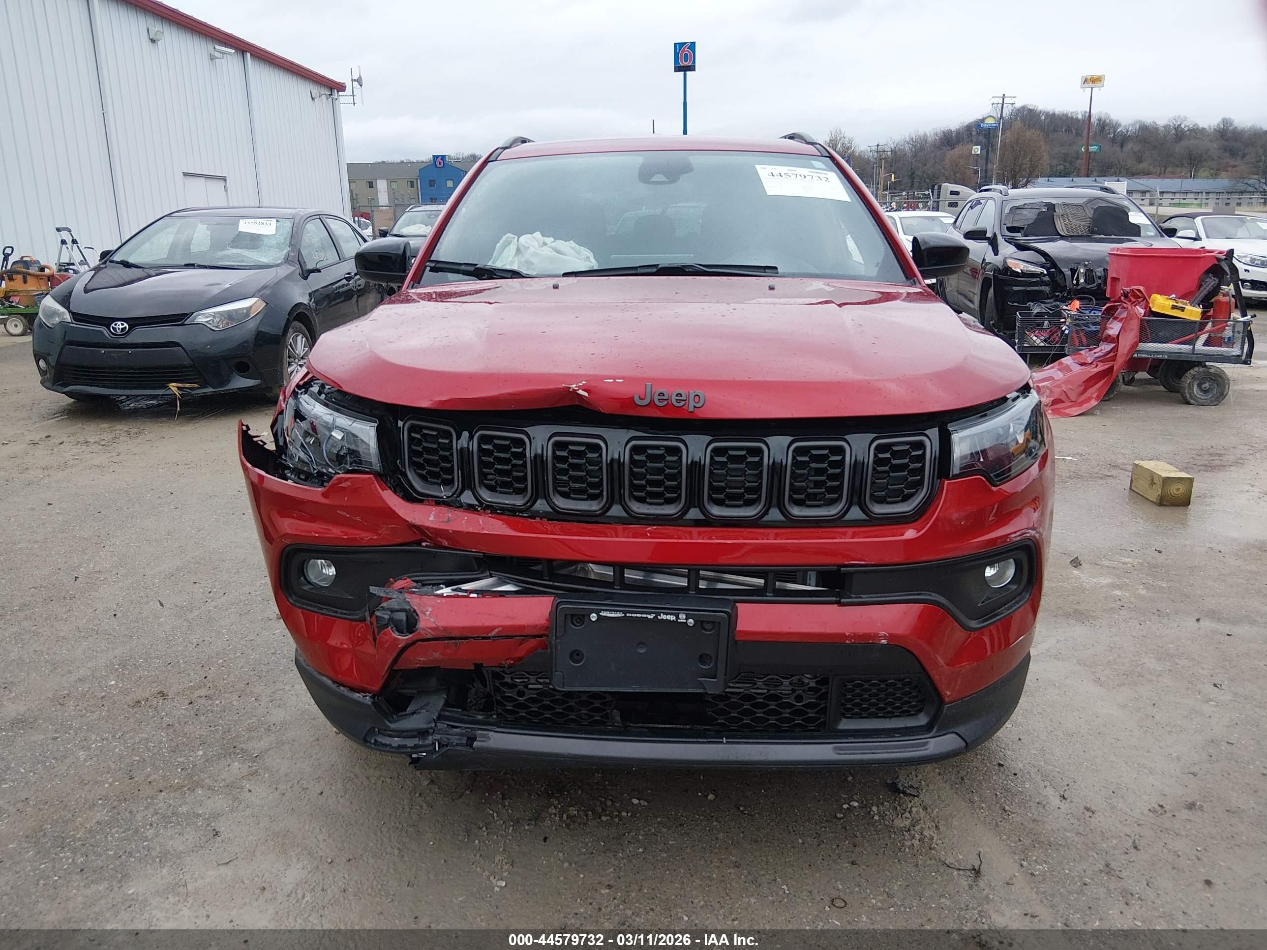 2026 Jeep Compass Latitude Altitude Red vin: 3C4NJDBN6TT169448