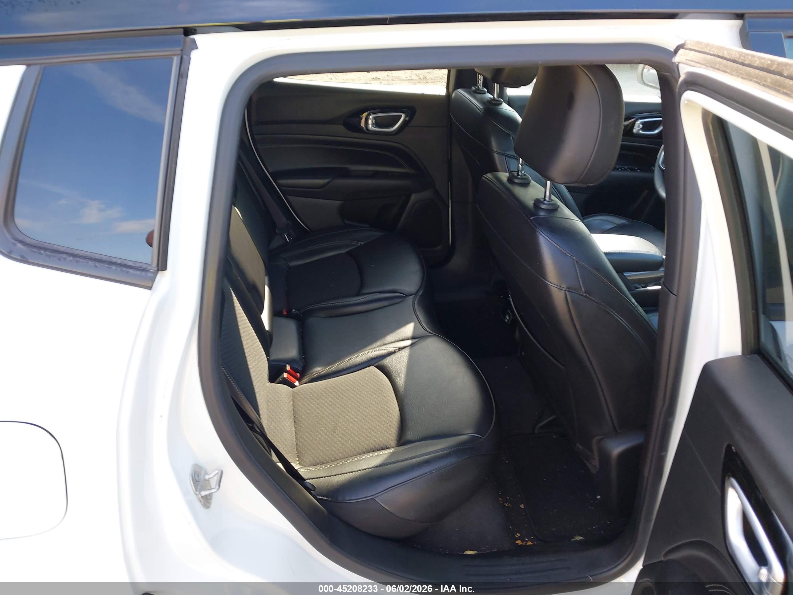 2023 Jeep Compass Altitude 4x4 White vin: 3C4NJDBN9PT539829