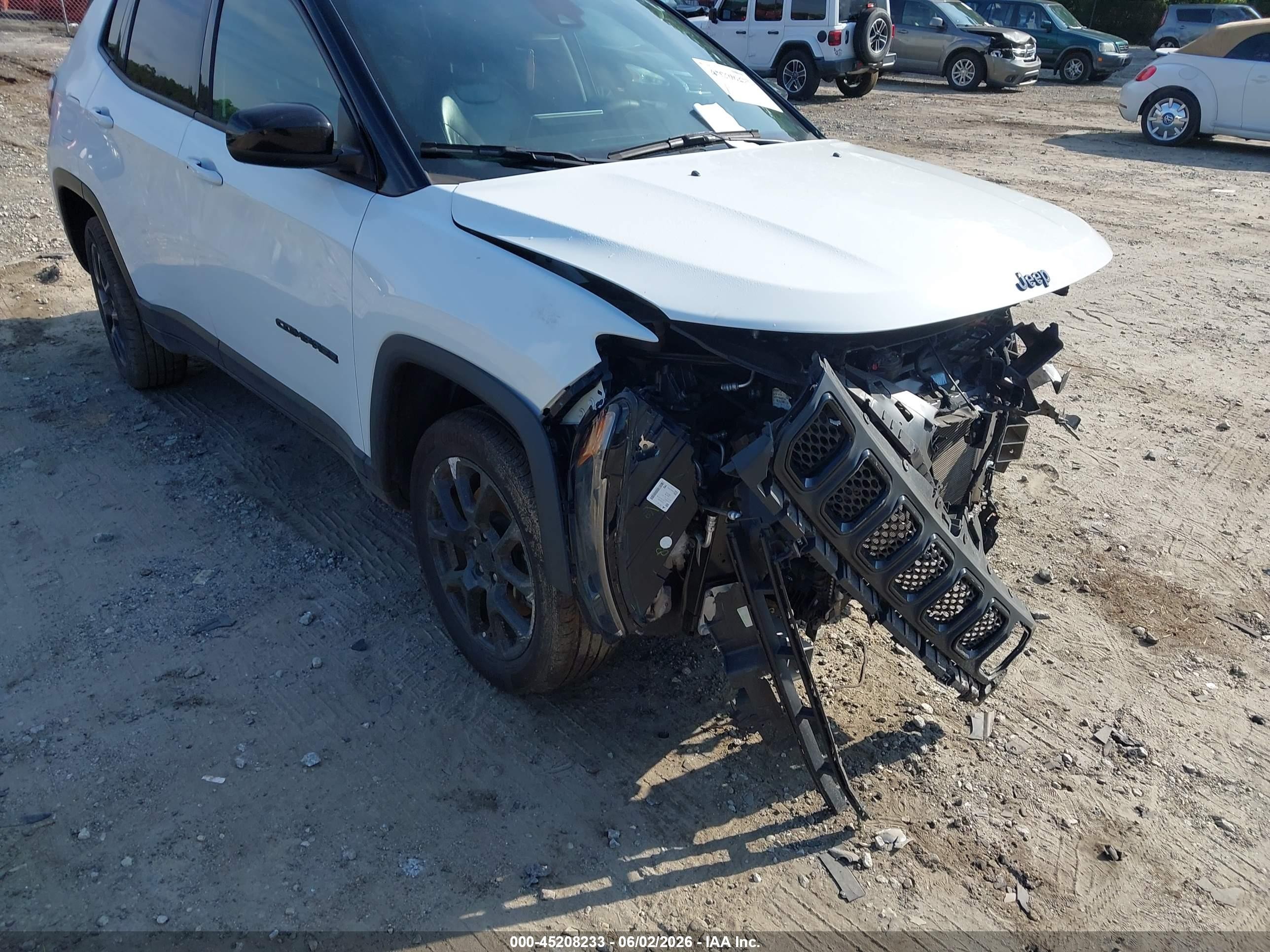 2023 Jeep Compass Altitude 4x4 White vin: 3C4NJDBN9PT539829