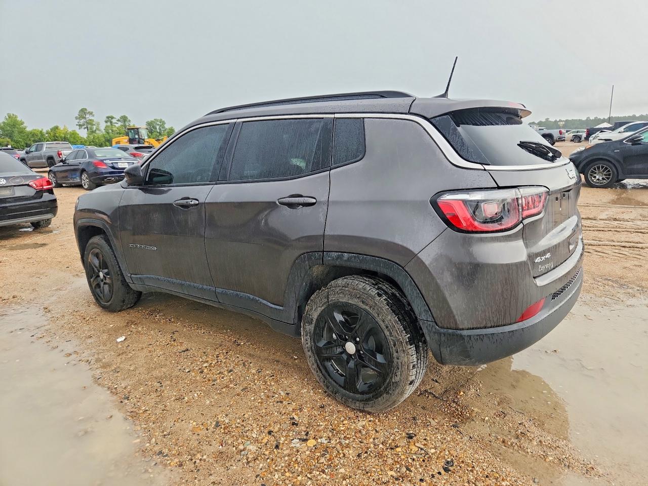 2023 Jeep Compass Latitude Gray vin: 3C4NJDBNXPT519492