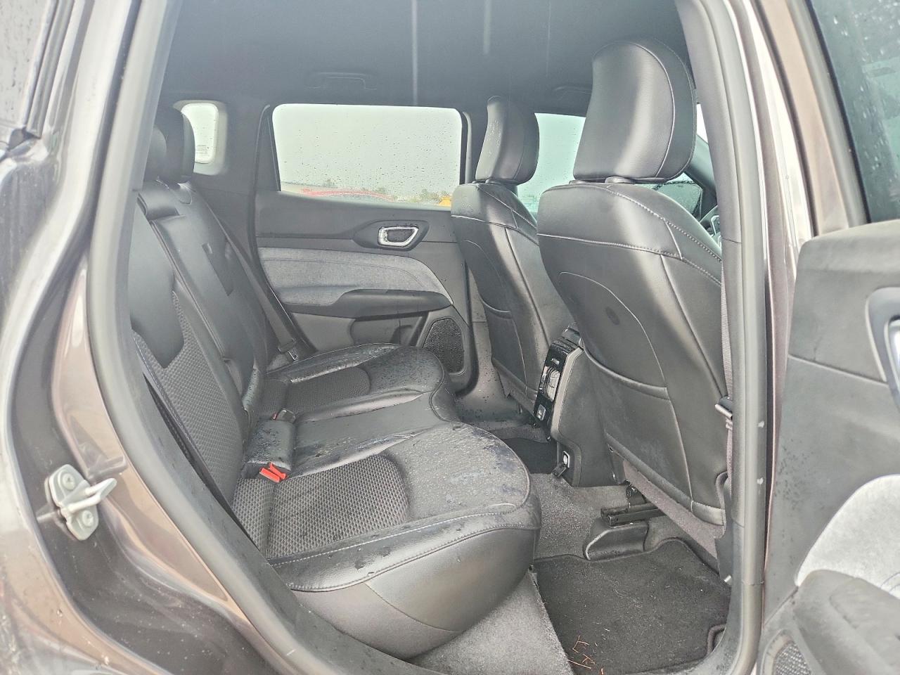2023 Jeep Compass Latitude Gray vin: 3C4NJDBNXPT519492