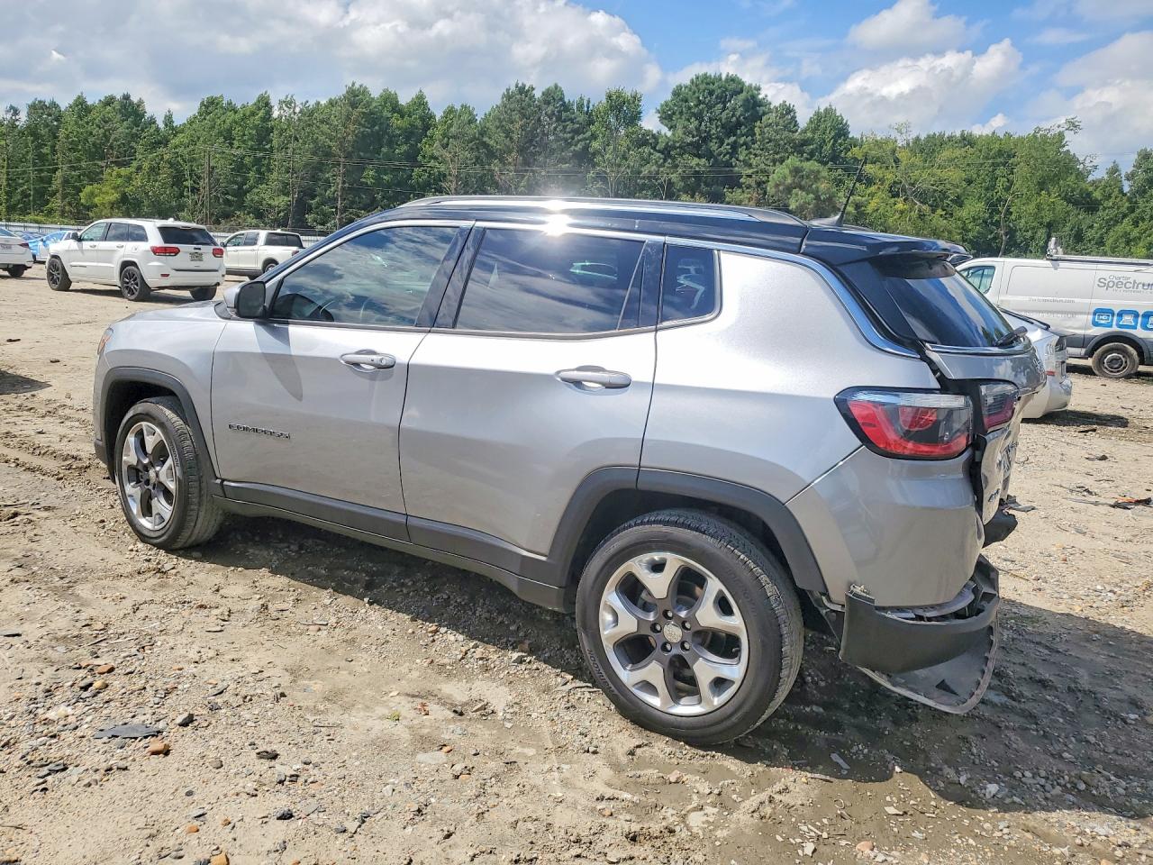 2018 Jeep Compass Limited Silver vin: 3C4NJDCB0JT163288