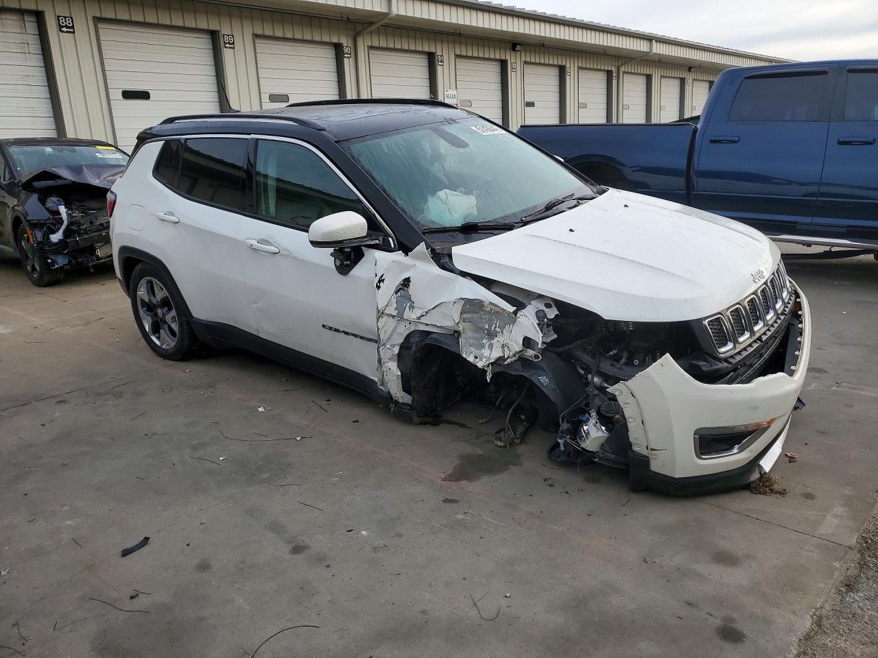 2020 Jeep Compass Limited White vin: 3C4NJDCB0LT142296
