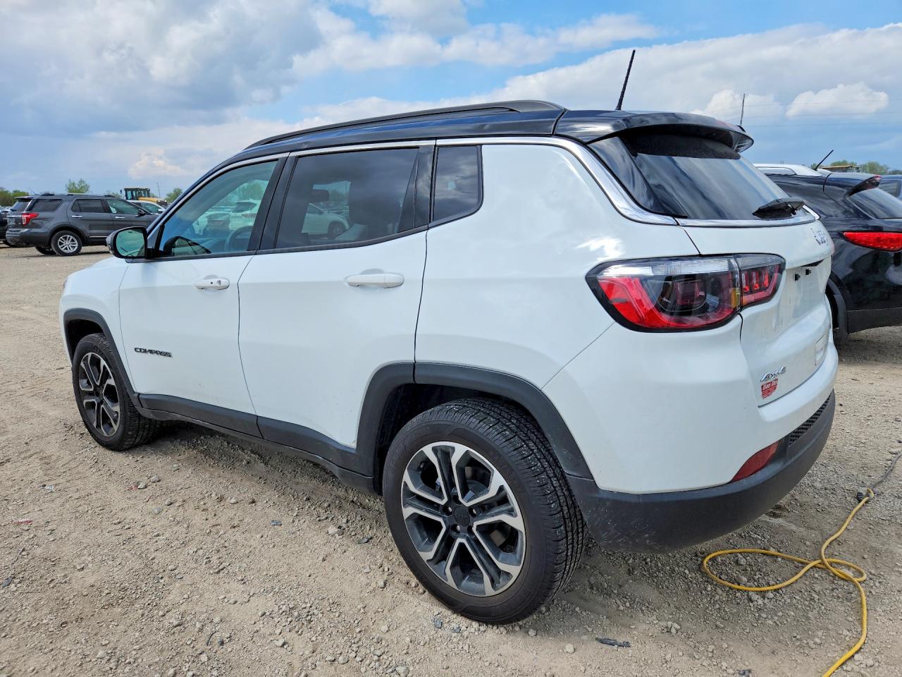 2022 Jeep Compass White vin: 3C4NJDCB0NT199343