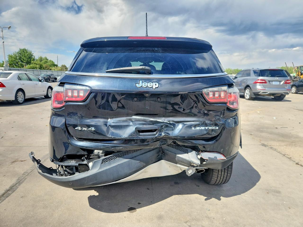 2018 Jeep Compass Limited Black vin: 3C4NJDCB1JT104993