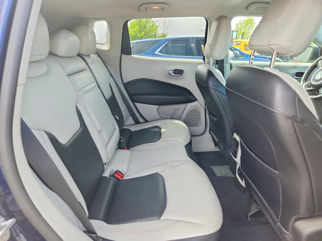 2018 Jeep Compass Limited Синий vin: 3C4NJDCB1JT140697
