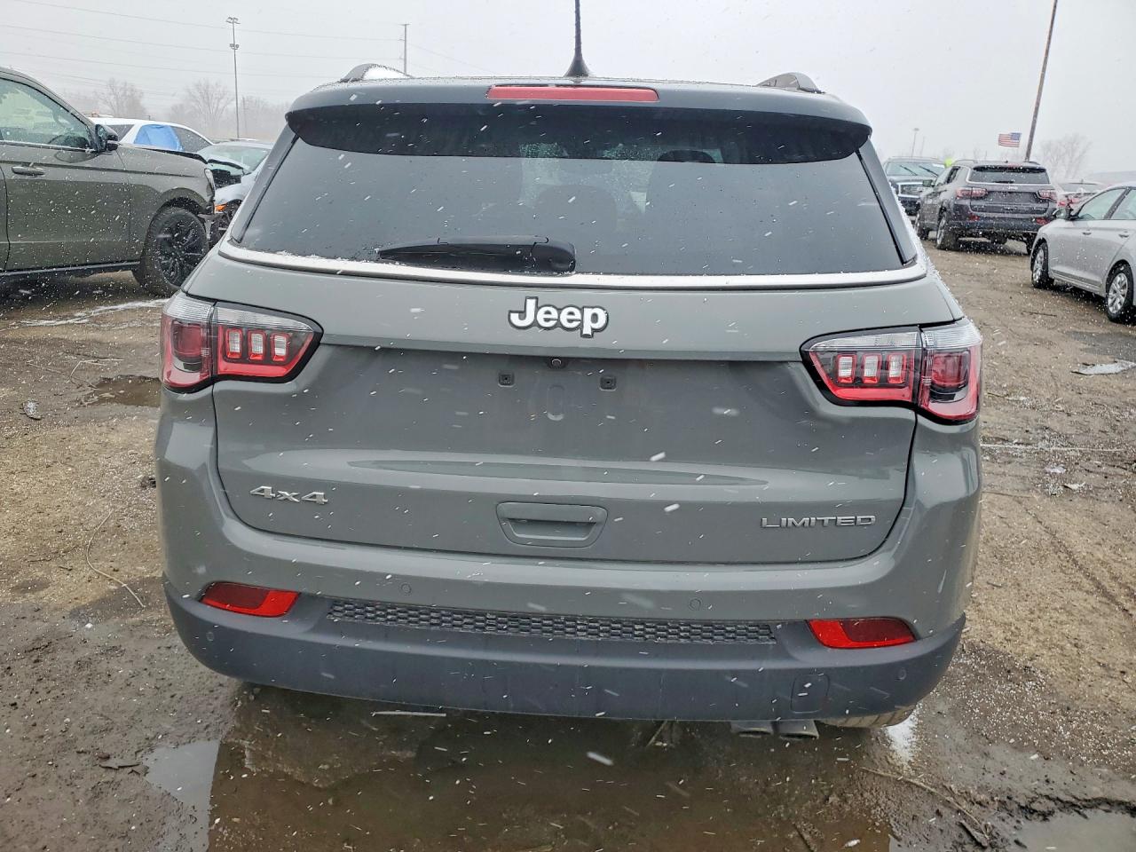 Price & History 2021 Jeep Compass Limited 2.4l 4 vin: 3C4NJDCB3MT515820 ...