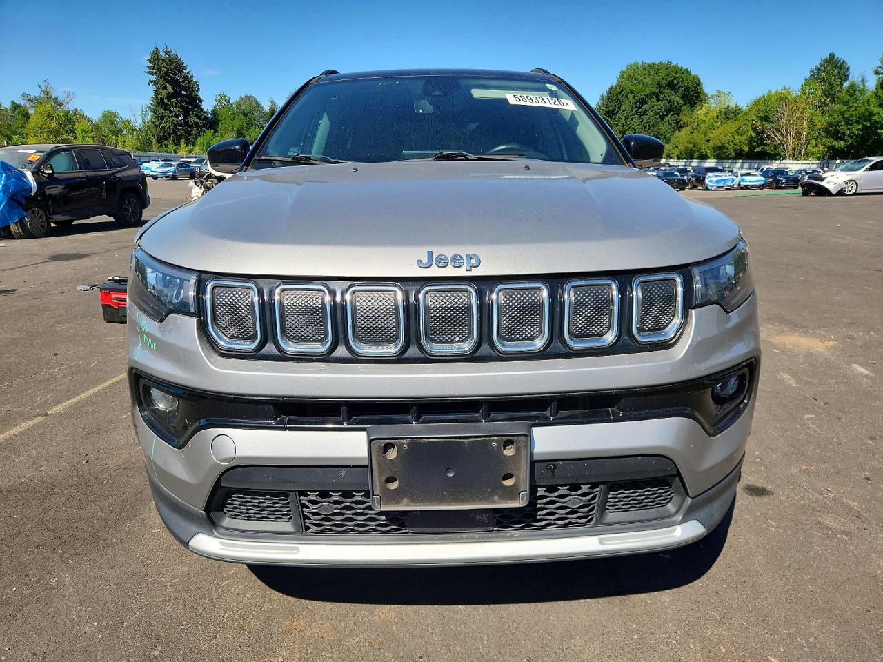 2022 Jeep Compass Limited Silver vin: 3C4NJDCB3NT154686