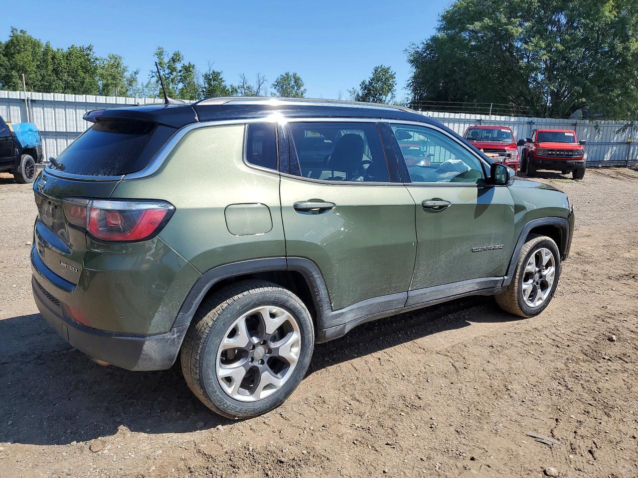 2020 Jeep Compass Limited Green vin: 3C4NJDCB4LT245463