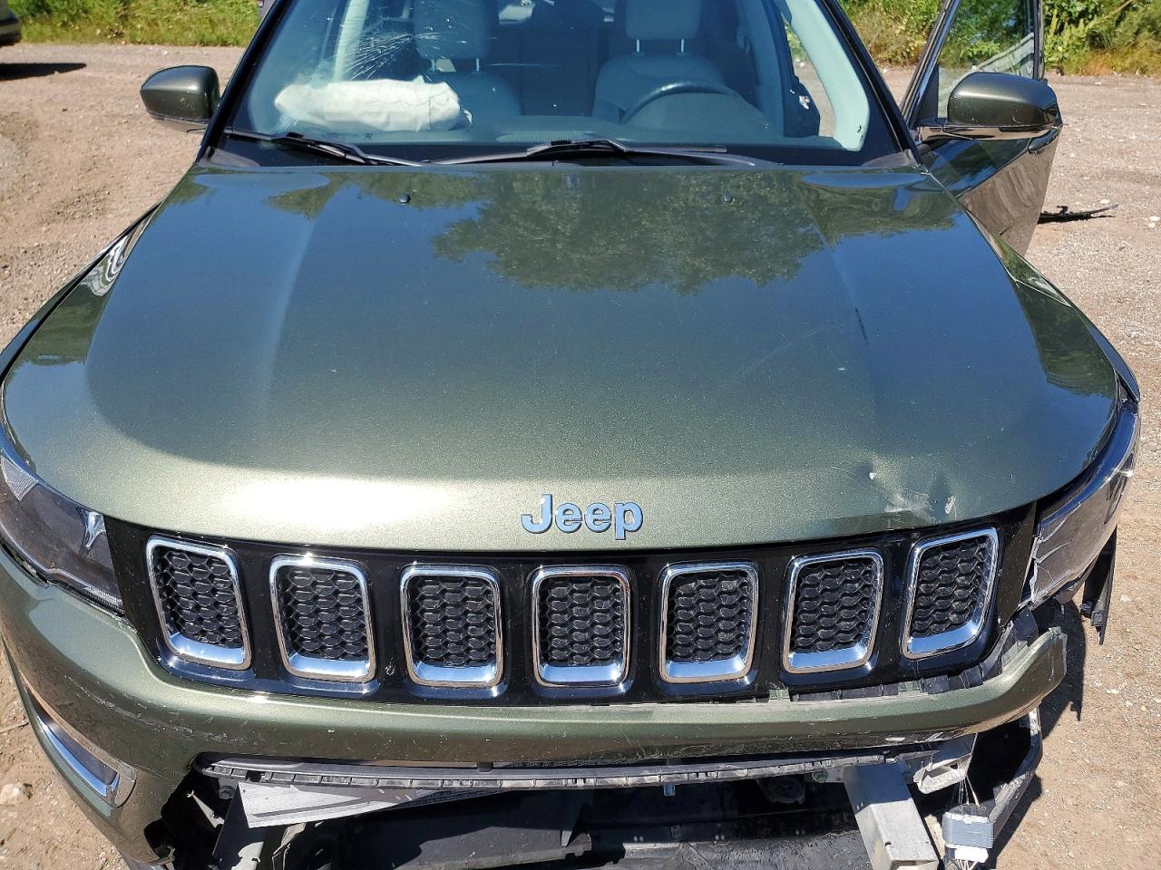 2020 Jeep Compass Limited Green vin: 3C4NJDCB4LT245463