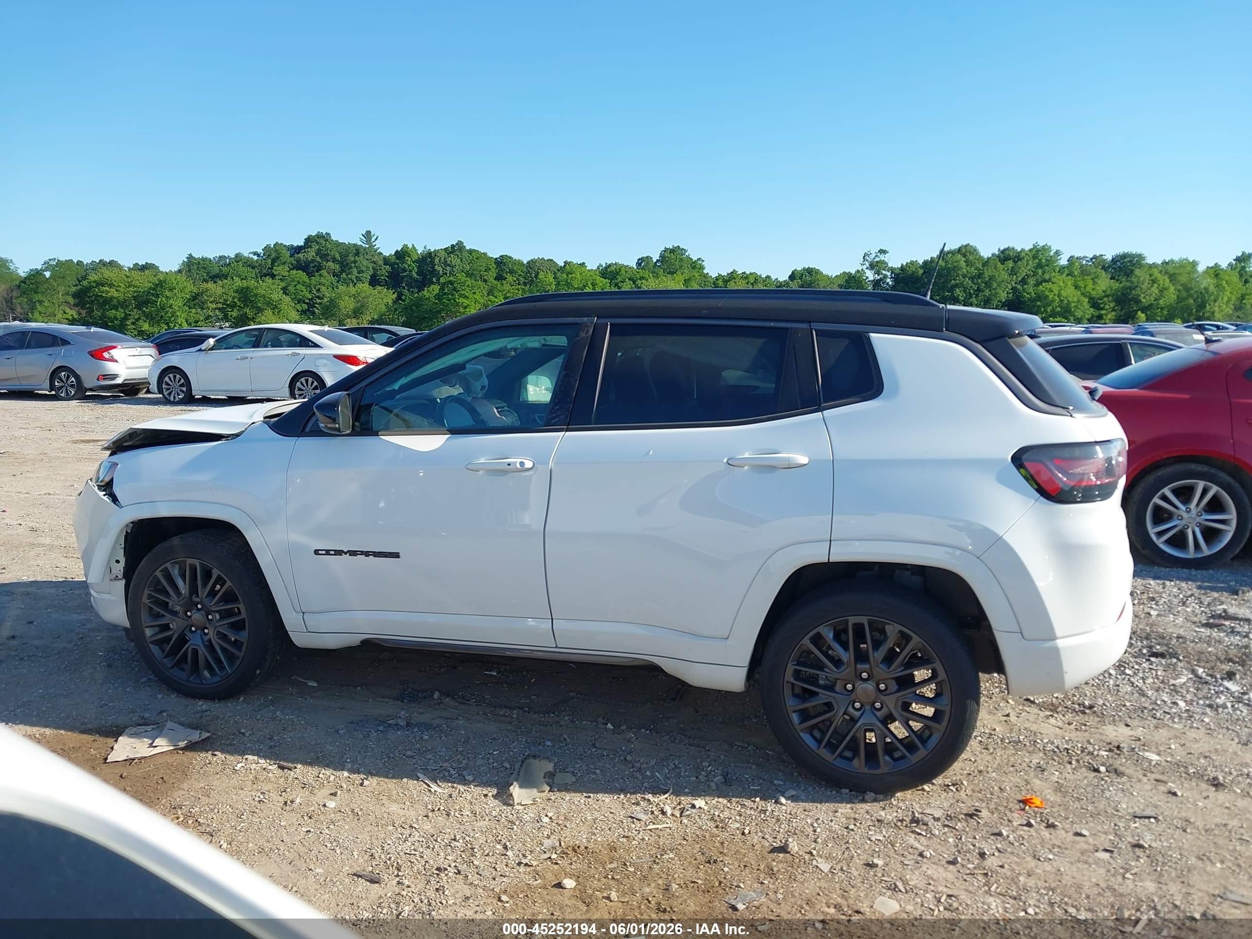 2022 Jeep Compass Limited White vin: 3C4NJDCB4NT181900